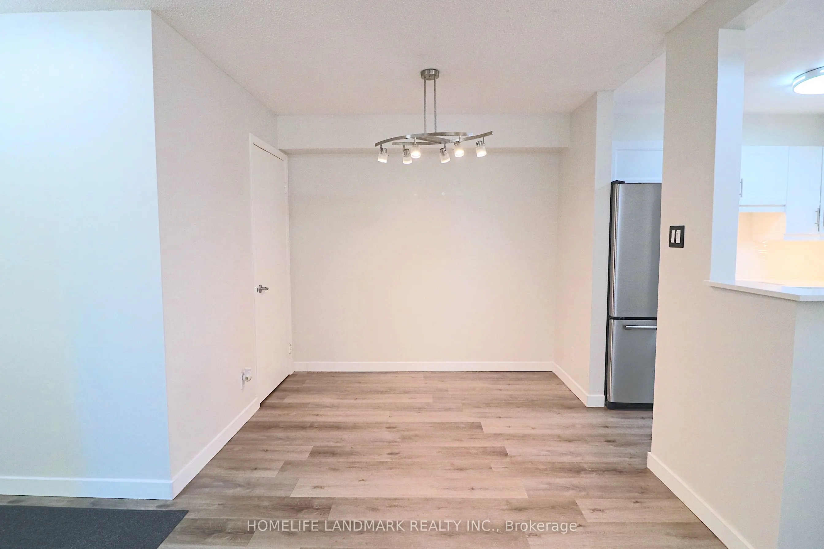 95 Trailwood Drive, #821