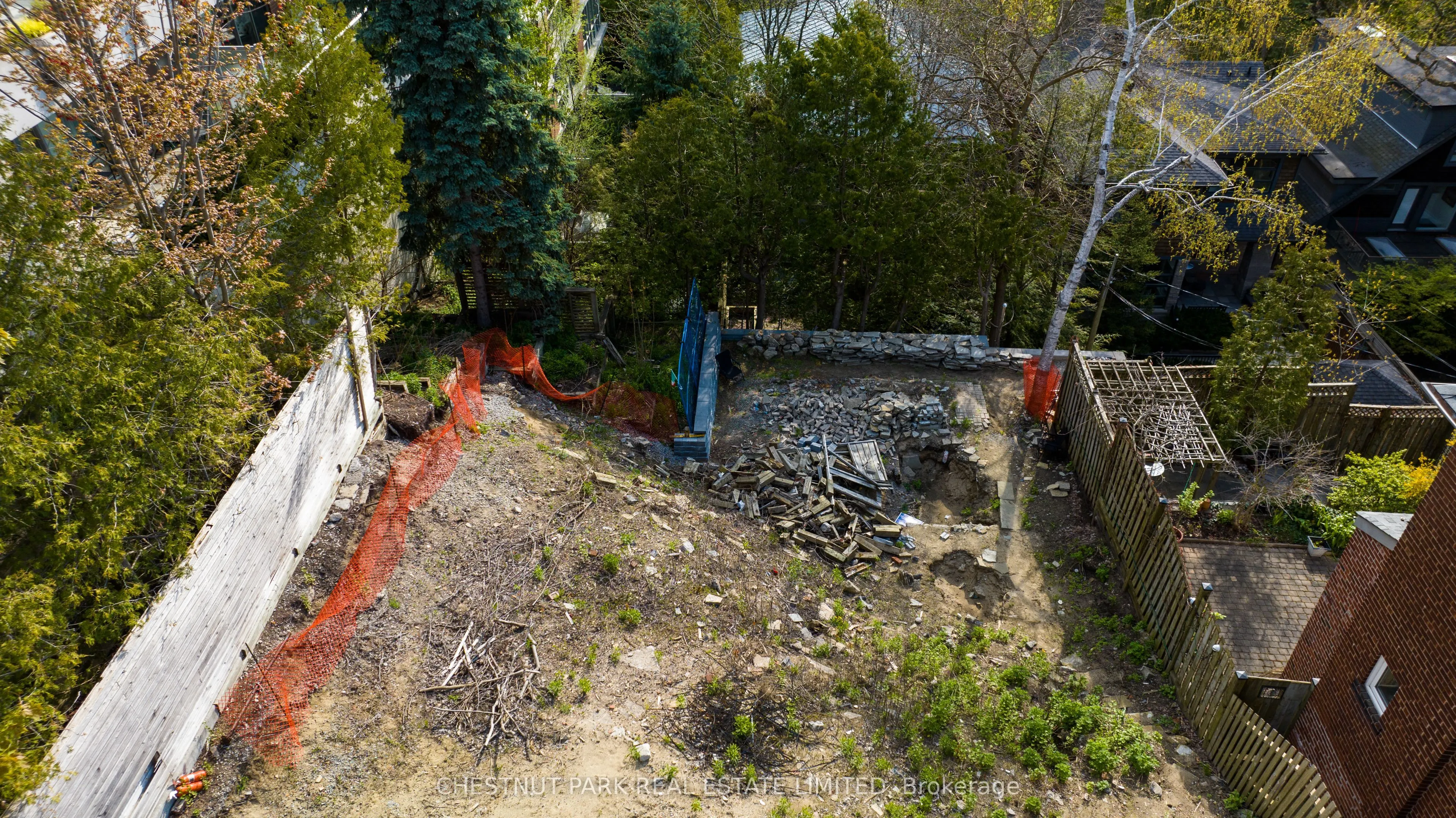 379 Ellis Park Road
