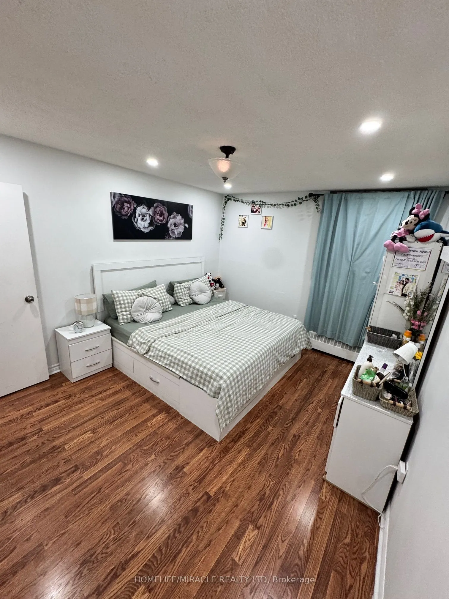 1615 Bloor Street #1203