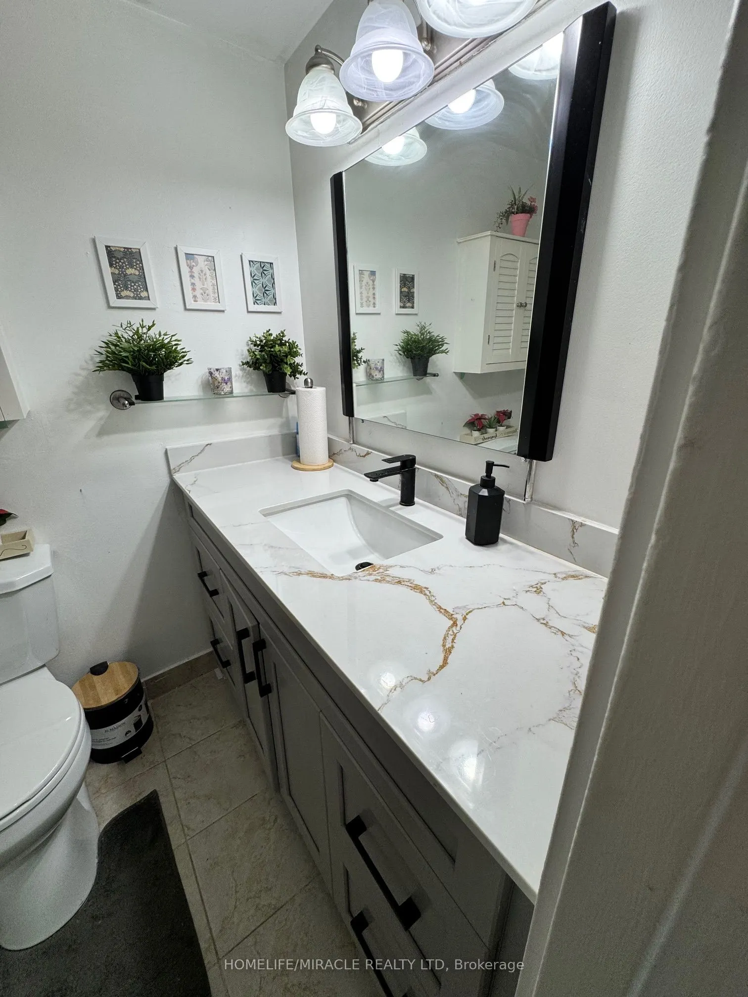 1615 Bloor Street #1203