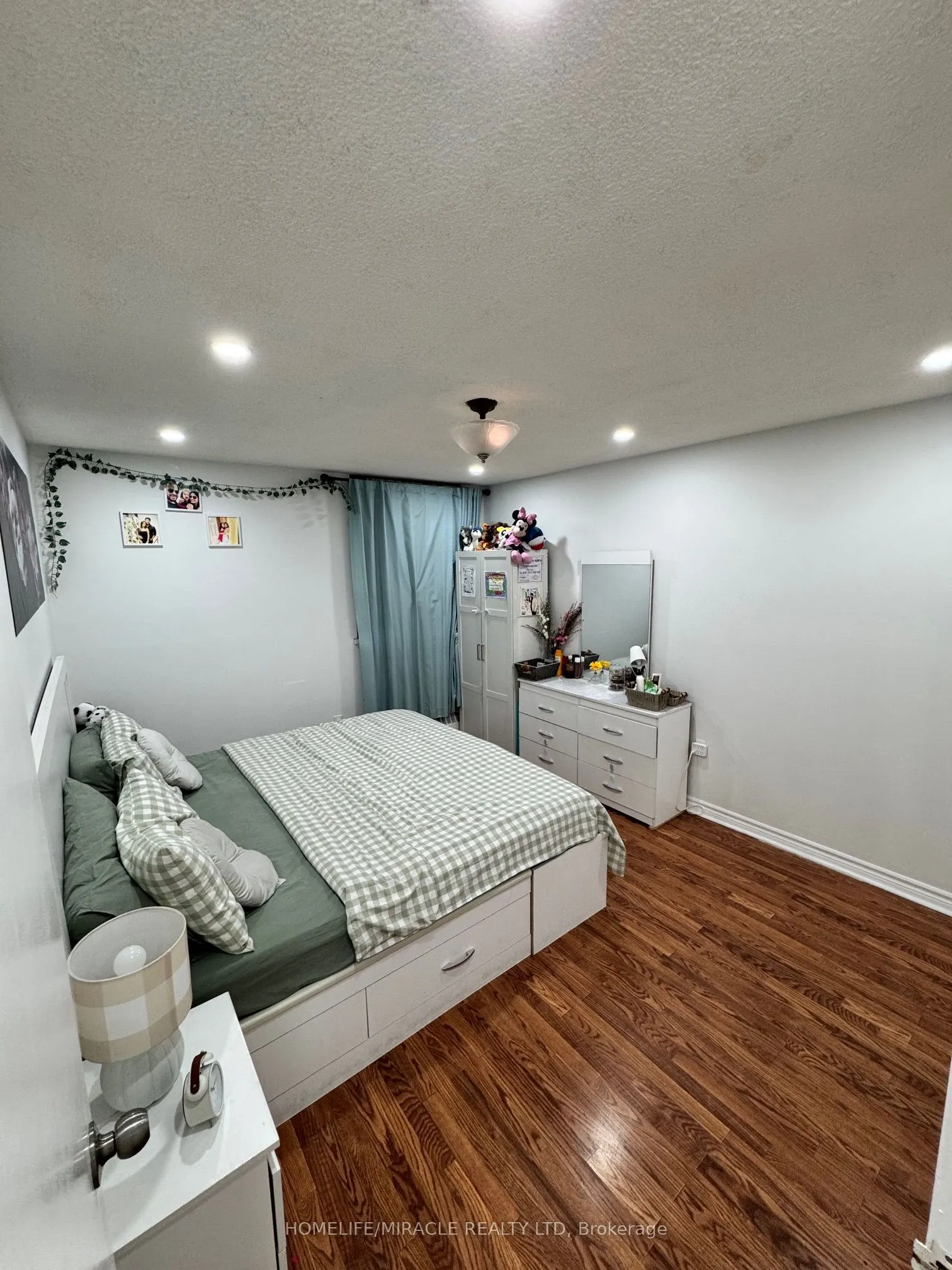 1615 Bloor Street #1203