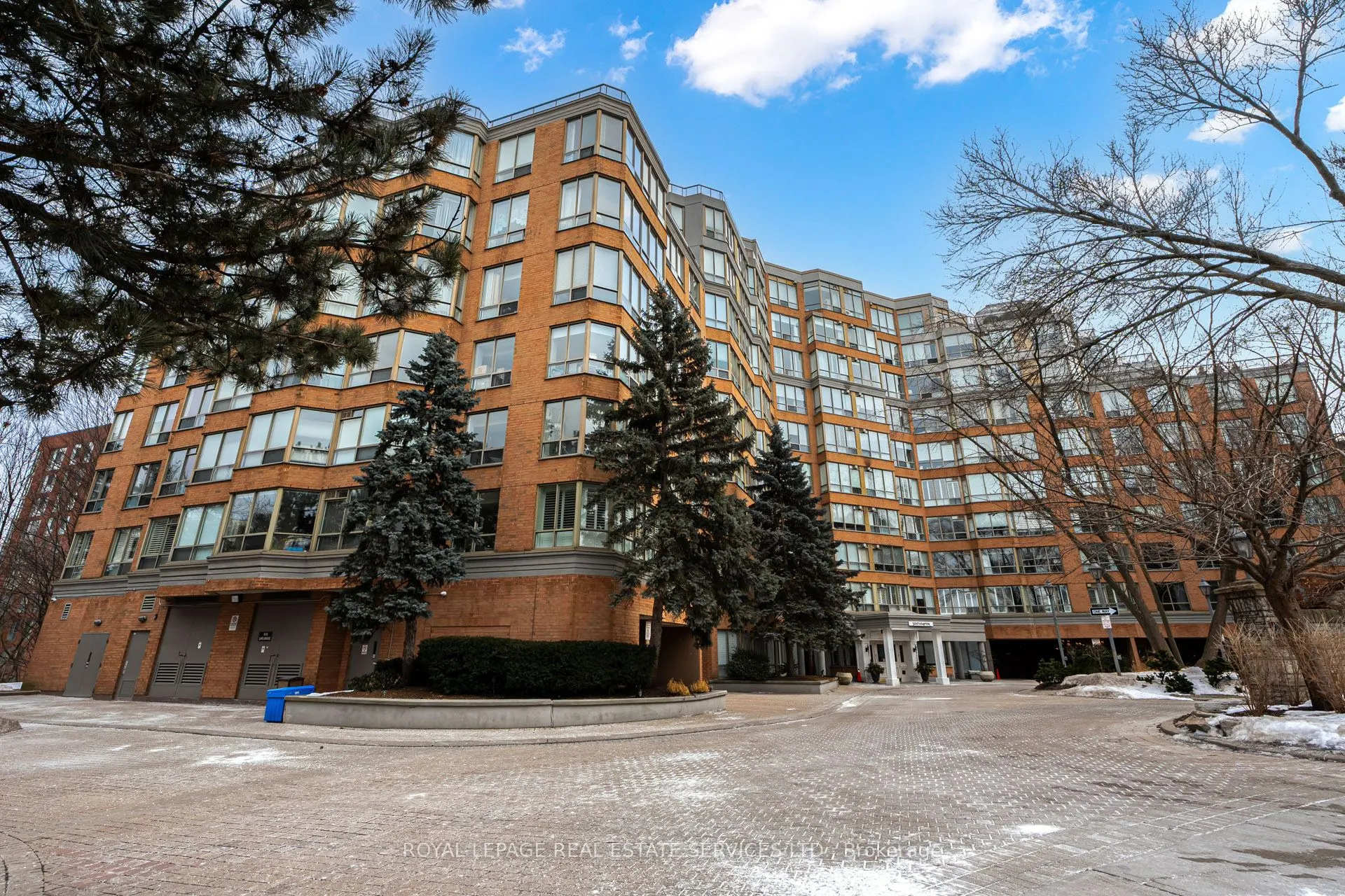 1 Ripley Avenue, #203