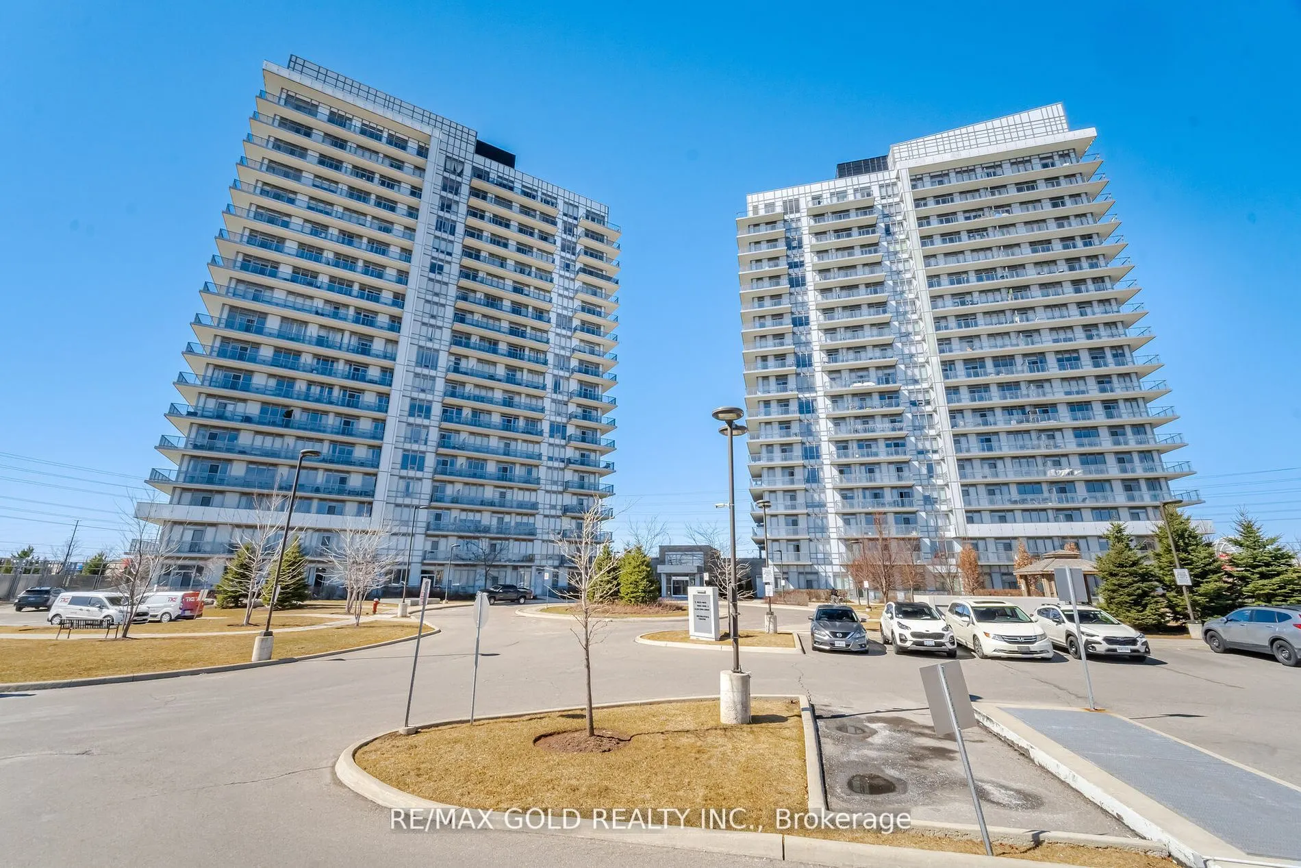 4633 Glen Erin Drive #607