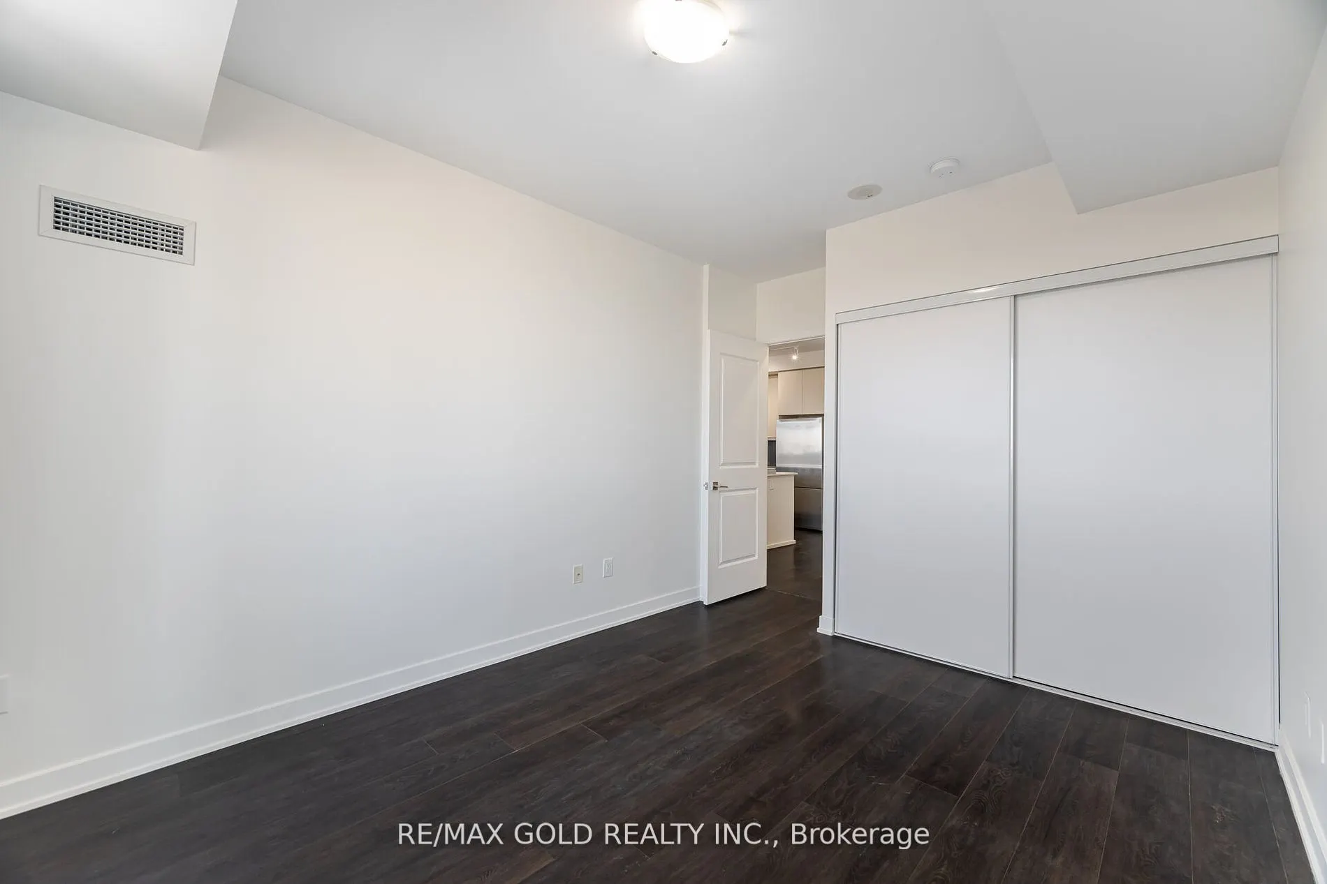 4633 Glen Erin Drive #607