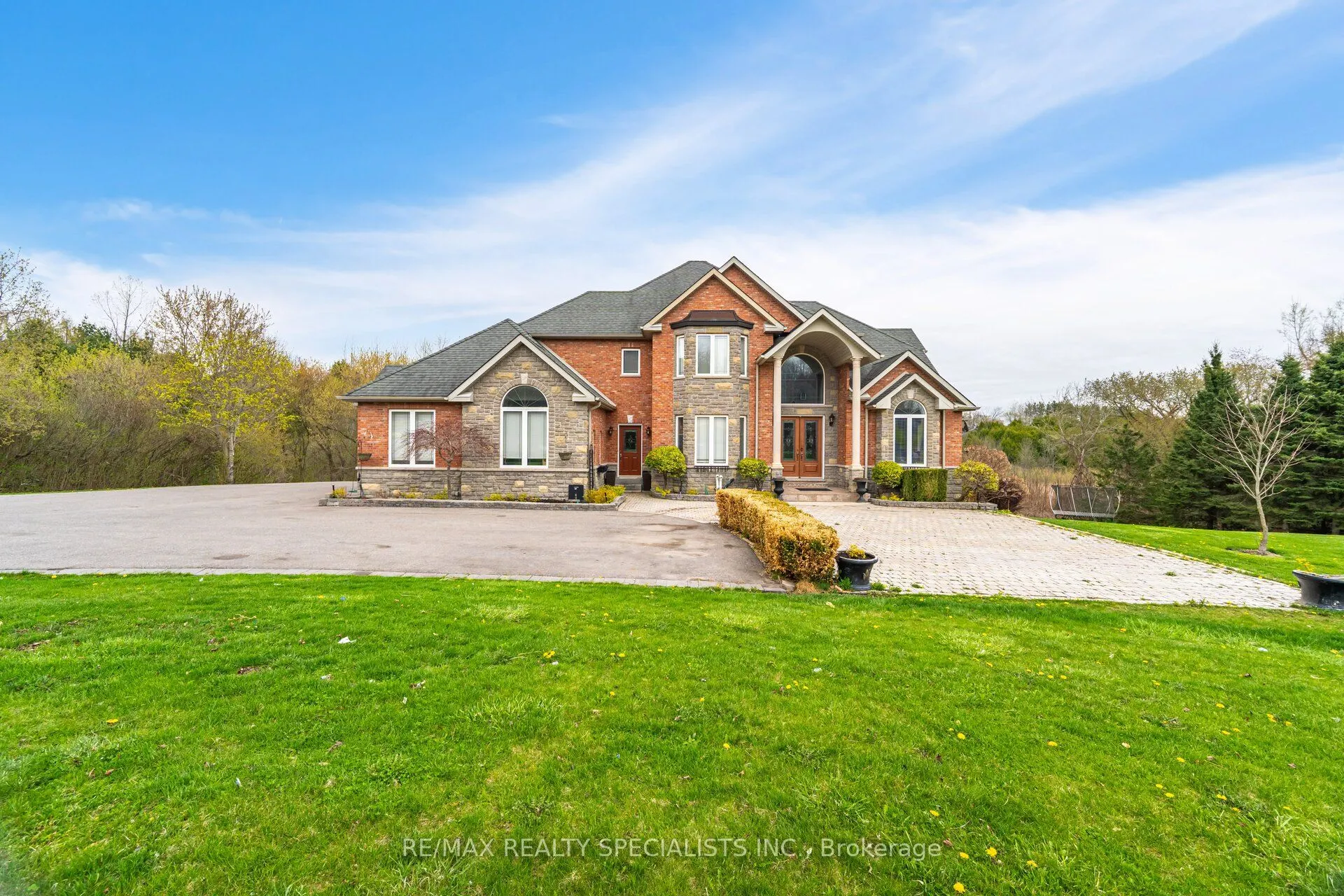 3 Valley Hill Drive