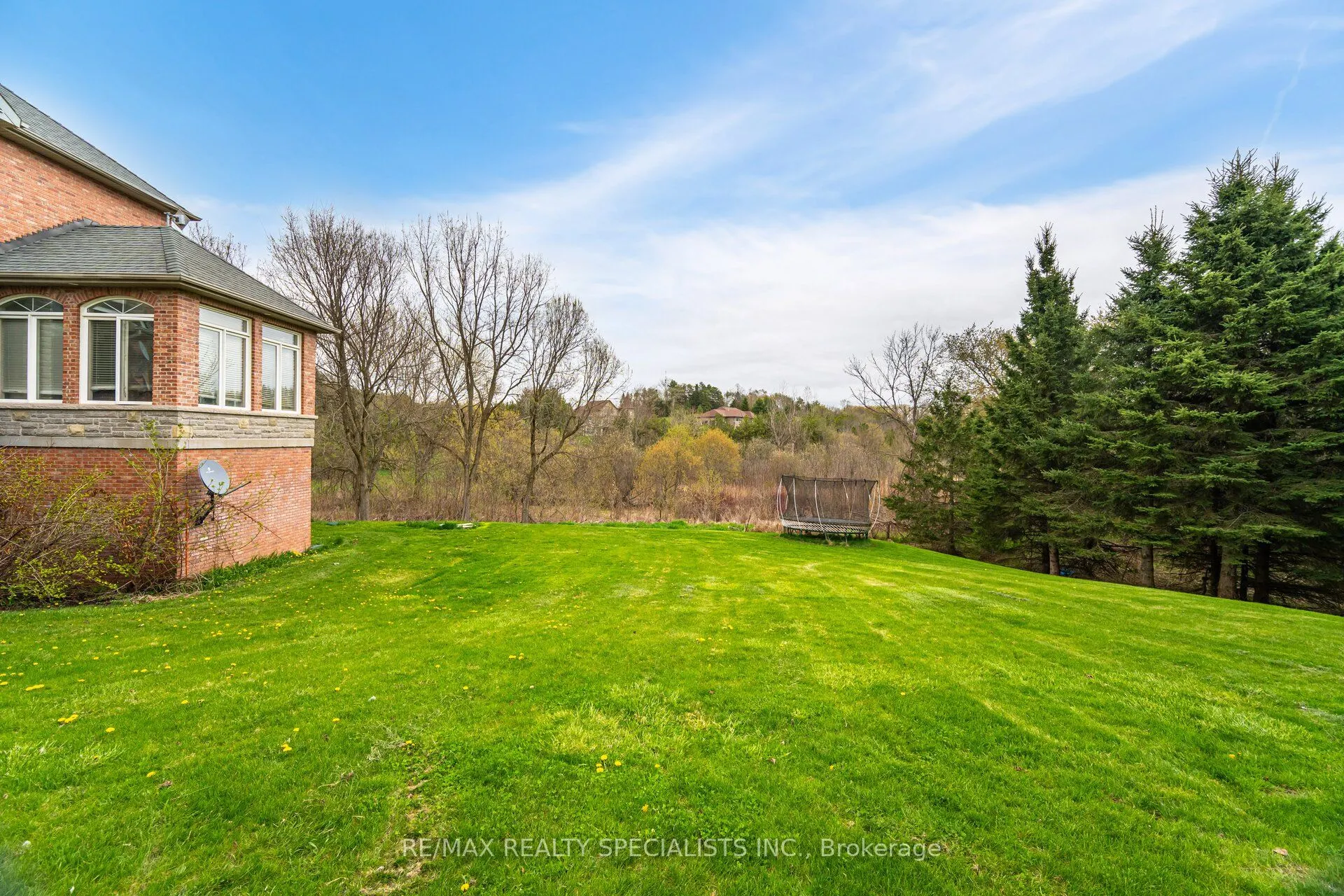 3 Valley Hill Drive