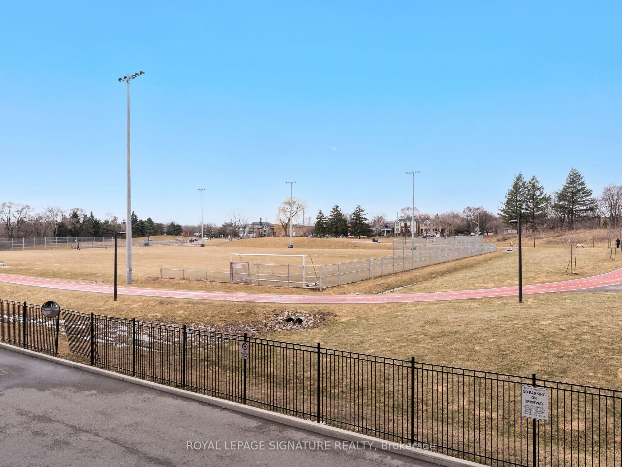 251 Manitoba Street S #132