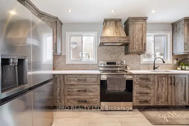 14 Royal Palm Drive