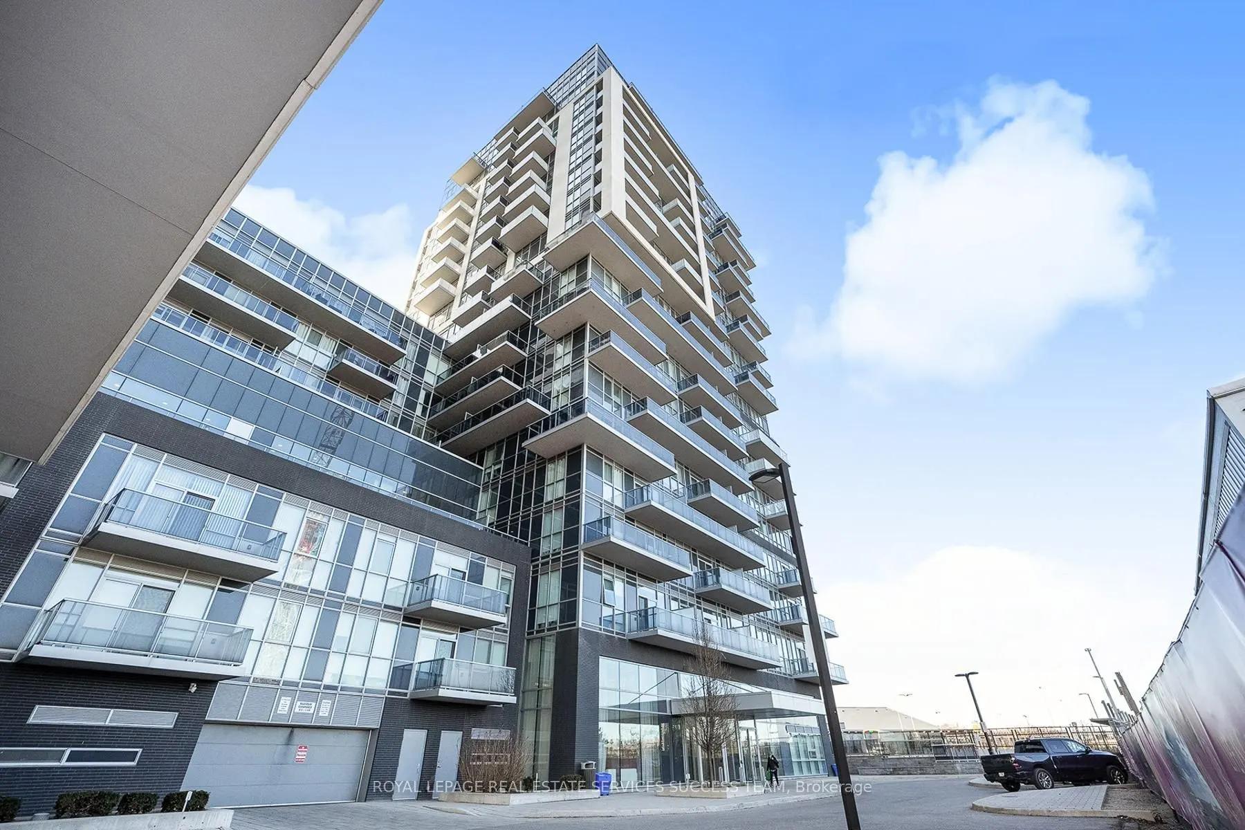 2093 Fairview Street, #1407