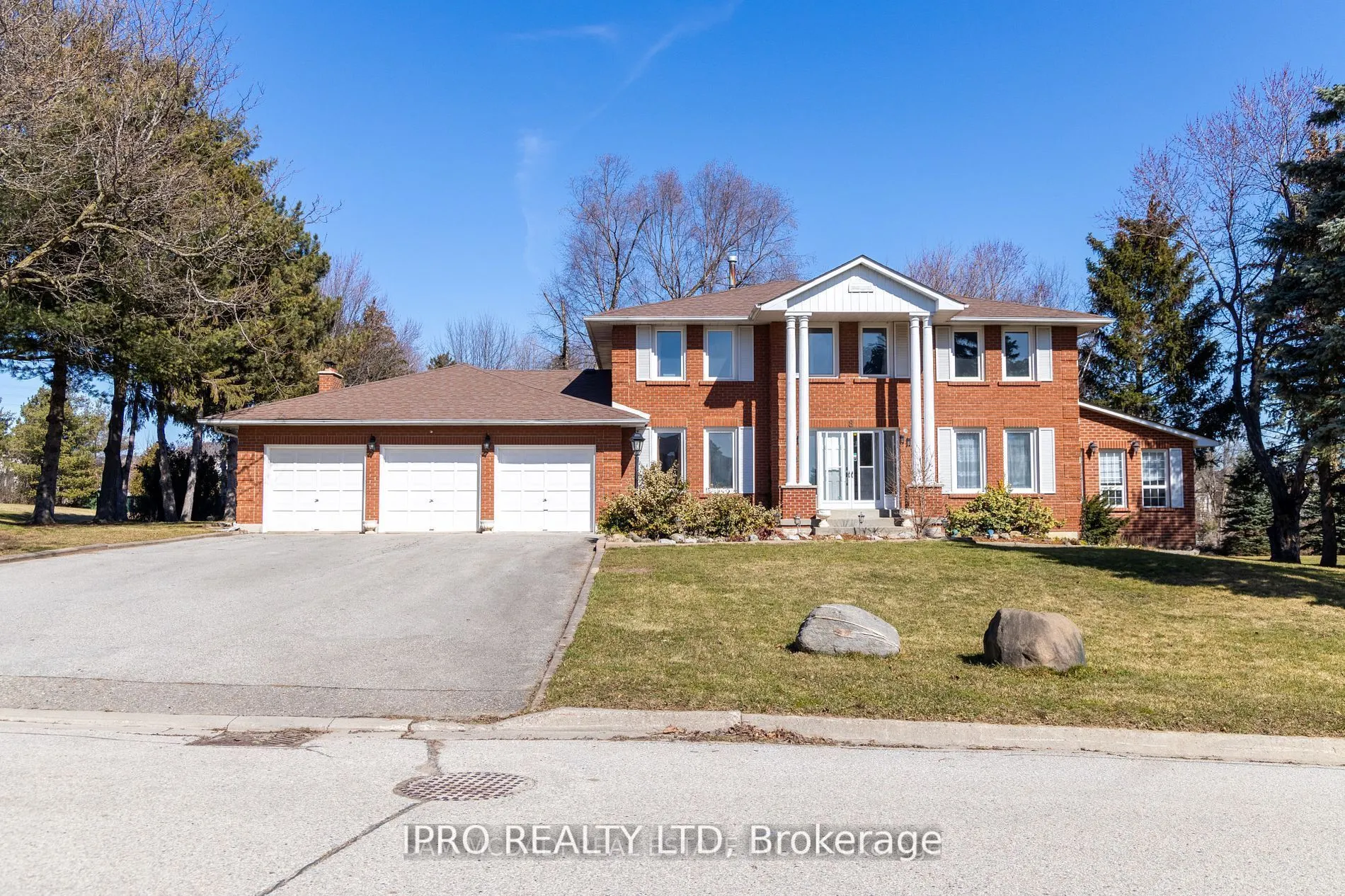 8 Huttonville Drive