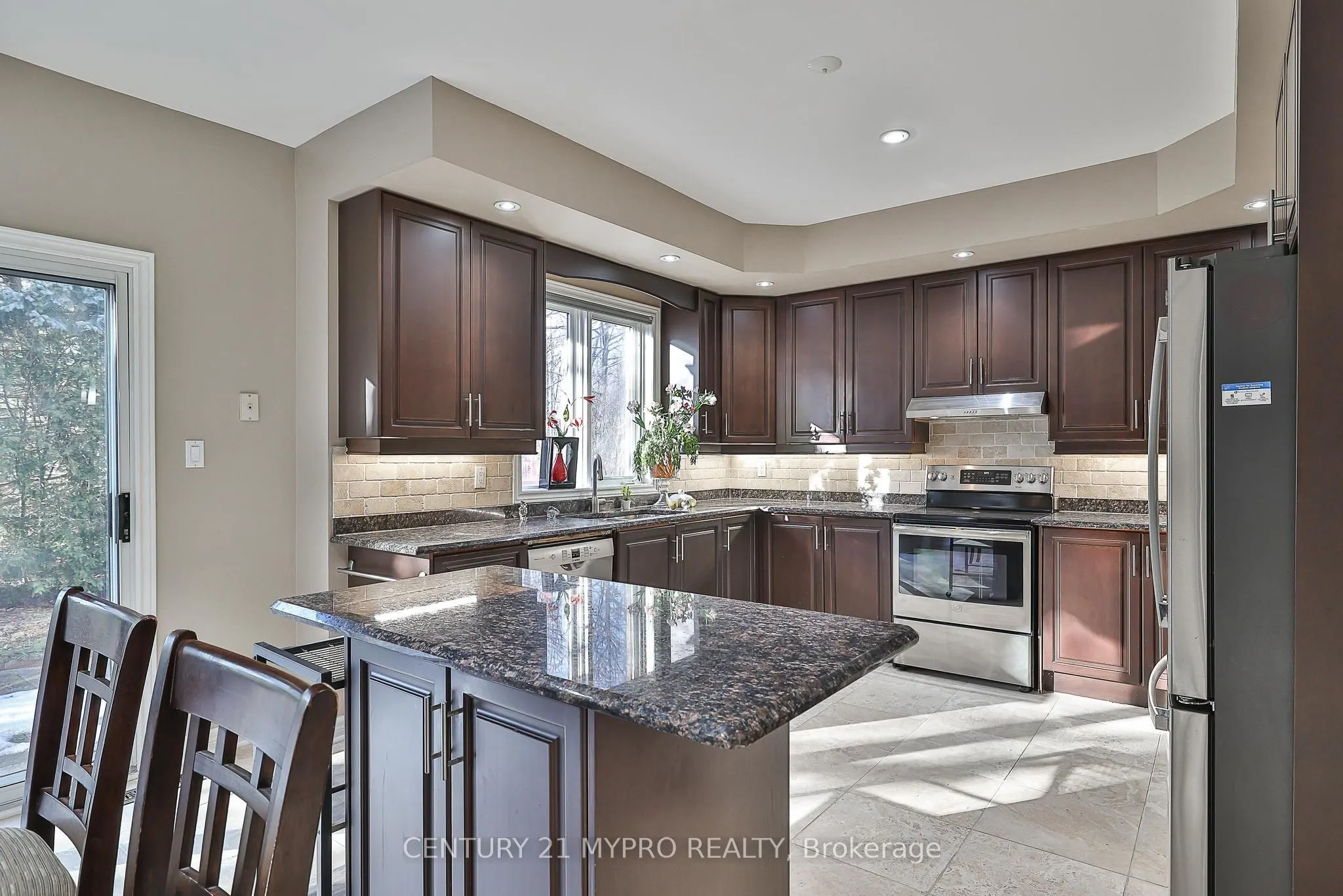 1665 Glenvista Drive