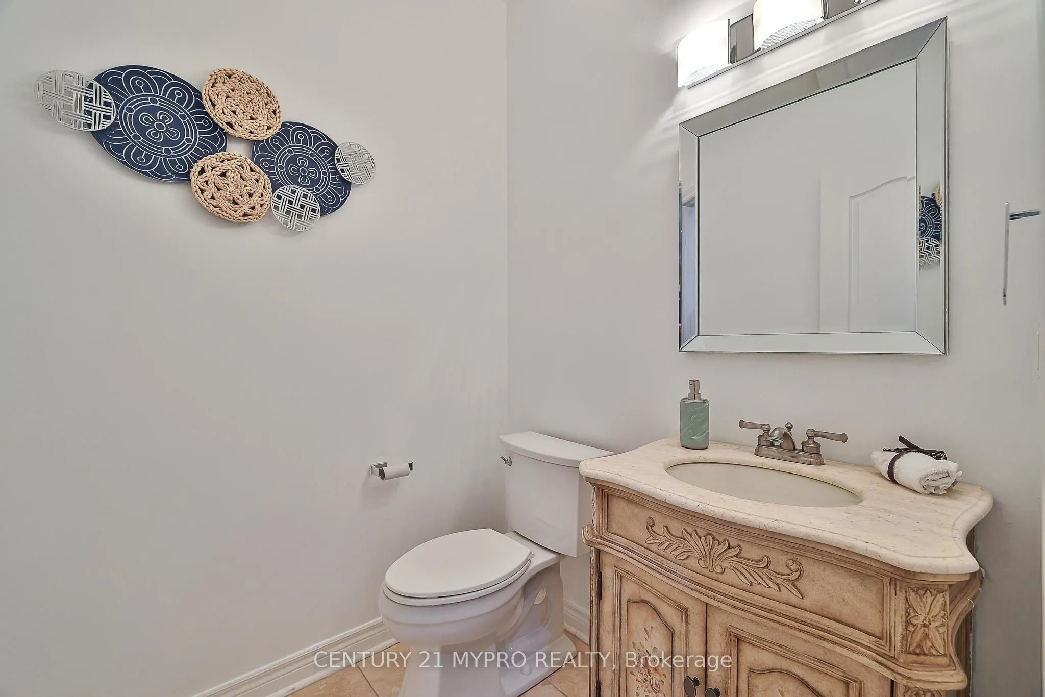 1665 Glenvista Drive