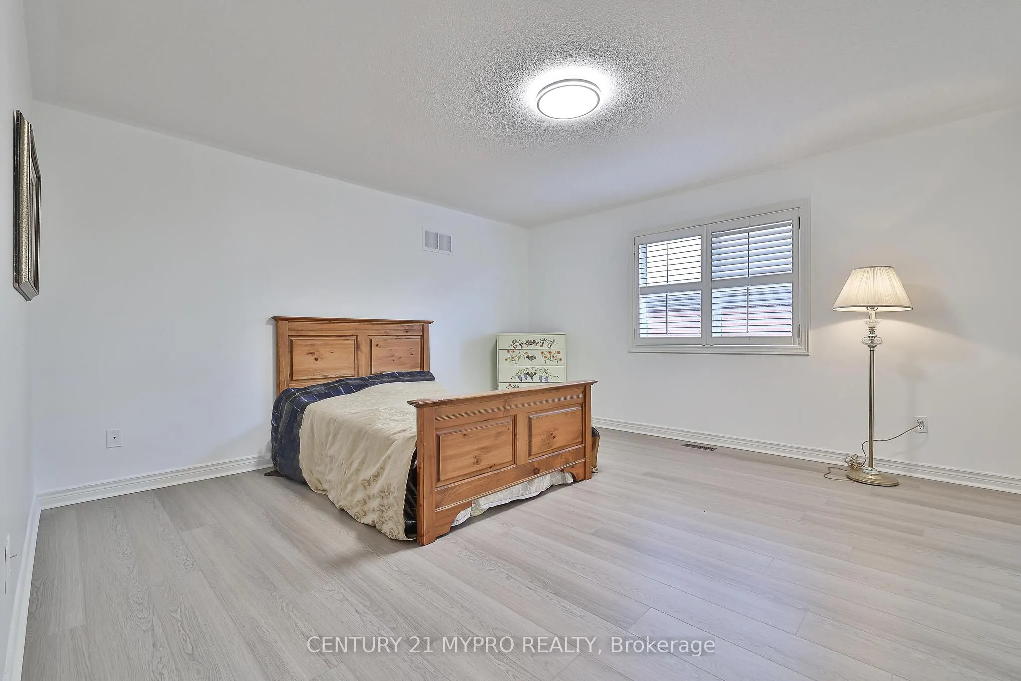 1665 Glenvista Drive