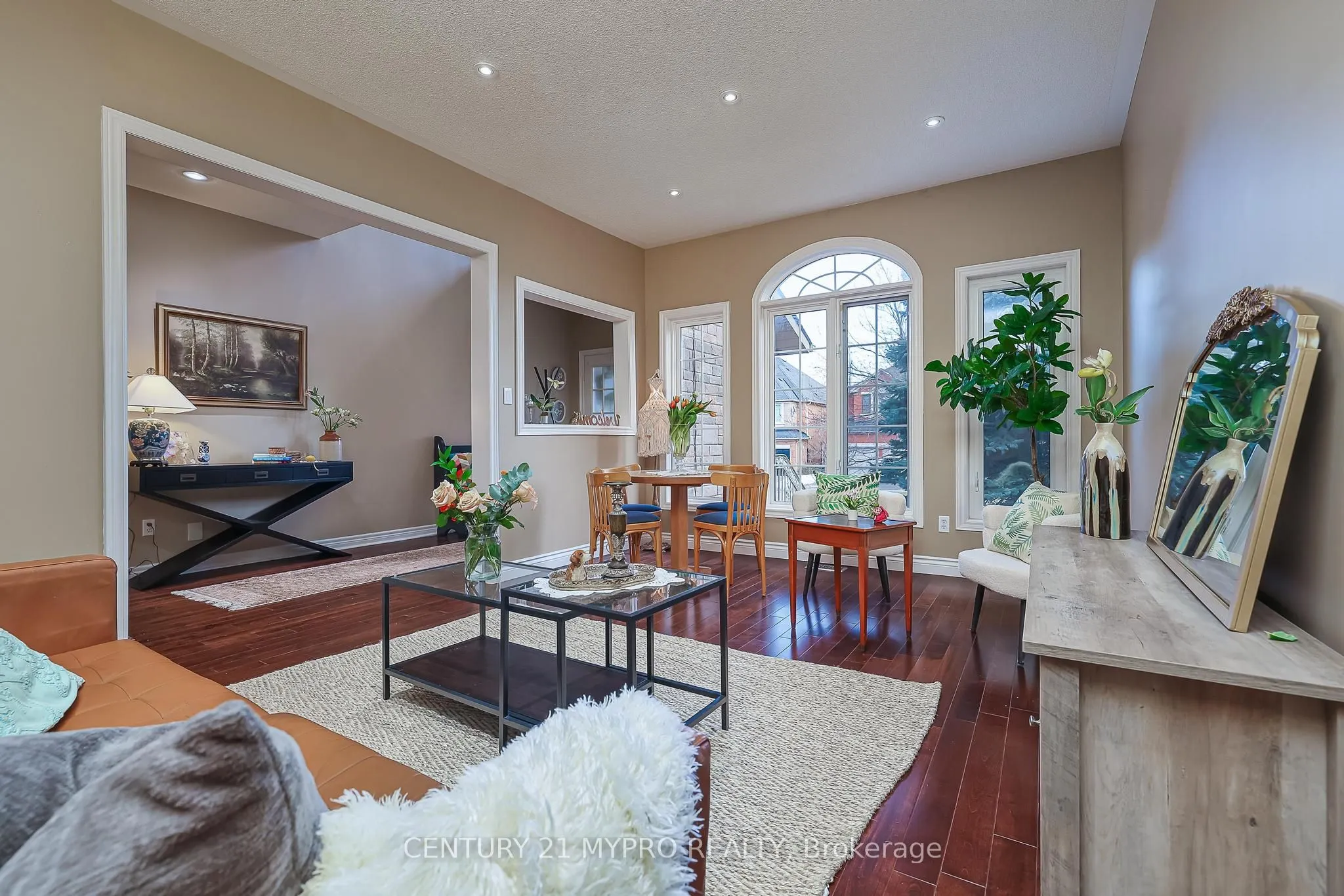 1665 Glenvista Drive