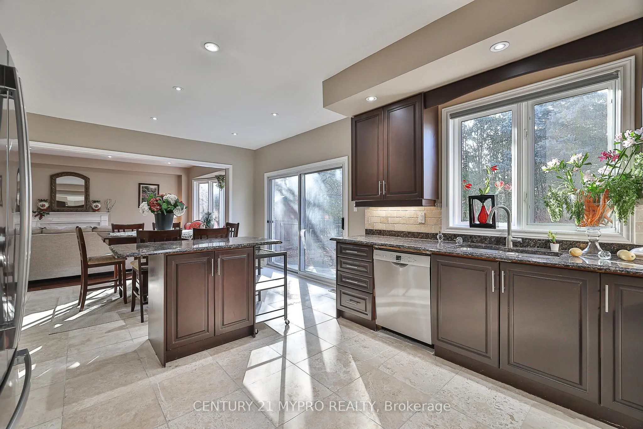 1665 Glenvista Drive