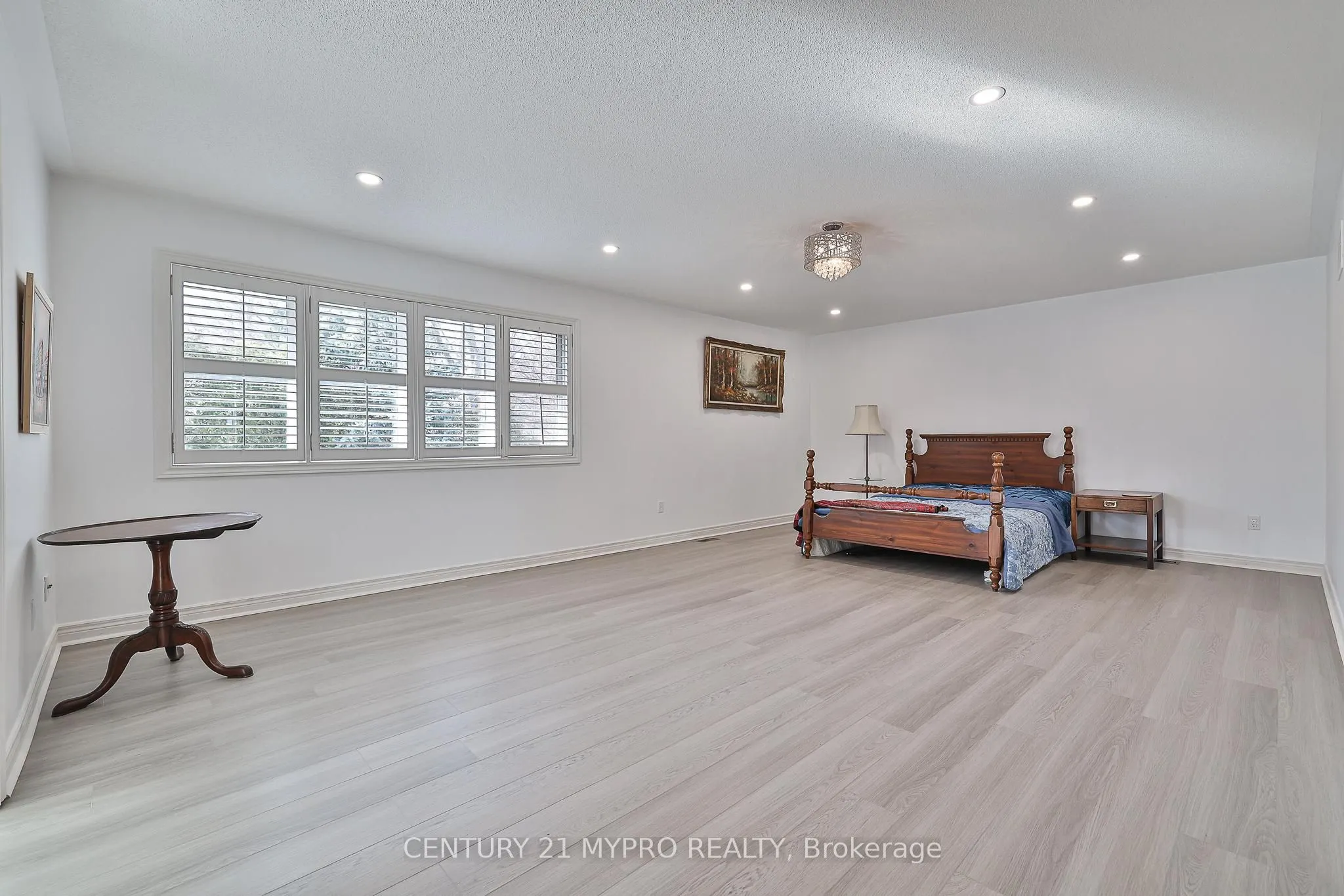 1665 Glenvista Drive