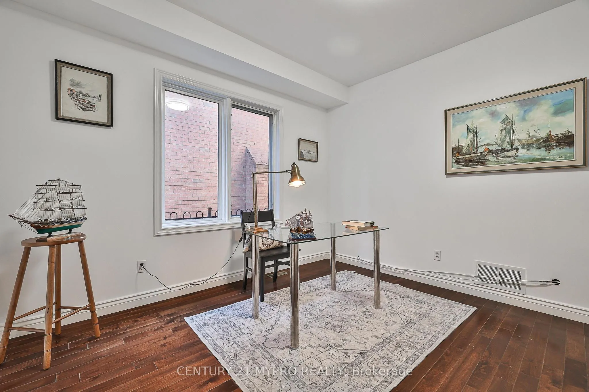 1665 Glenvista Drive