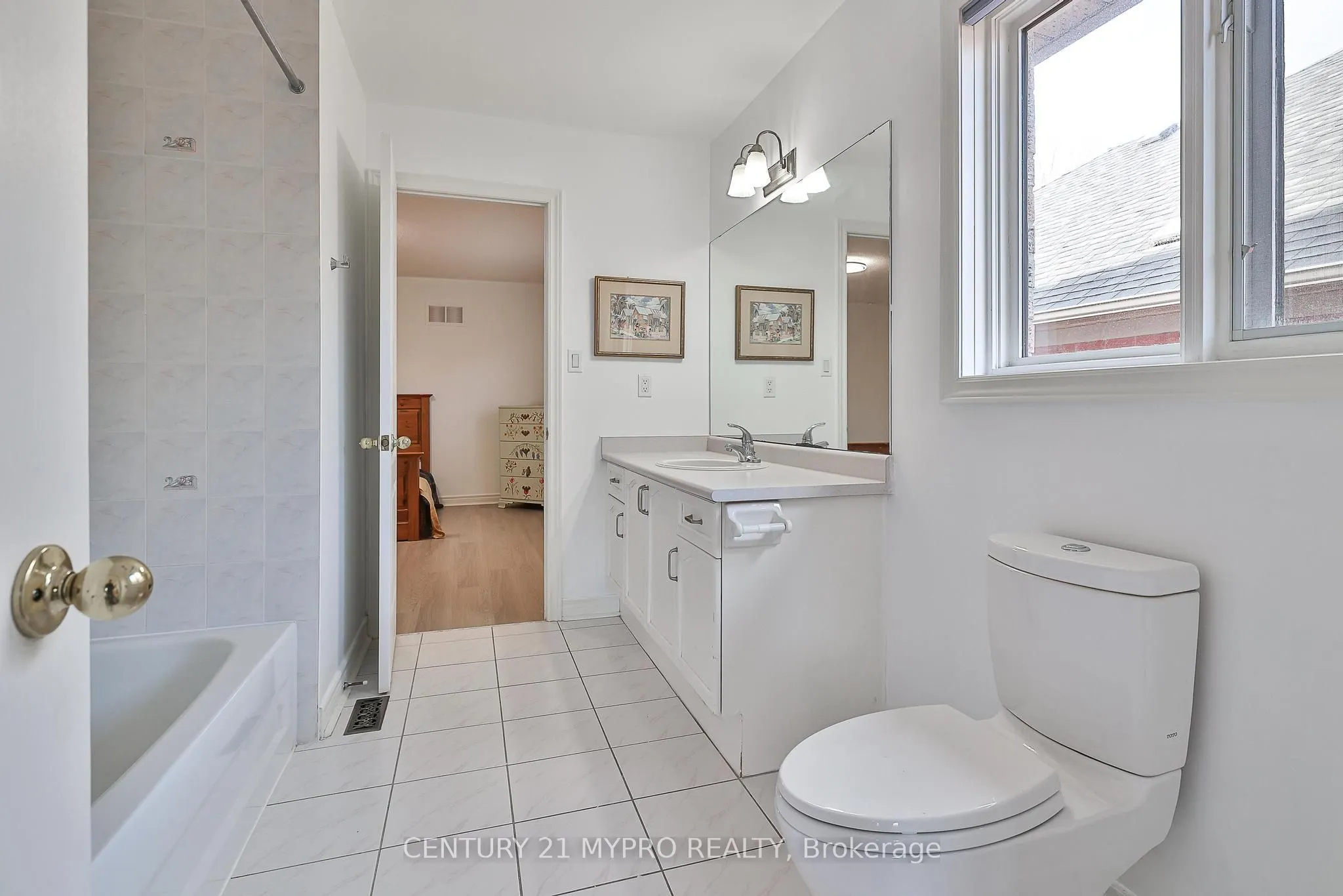 1665 Glenvista Drive