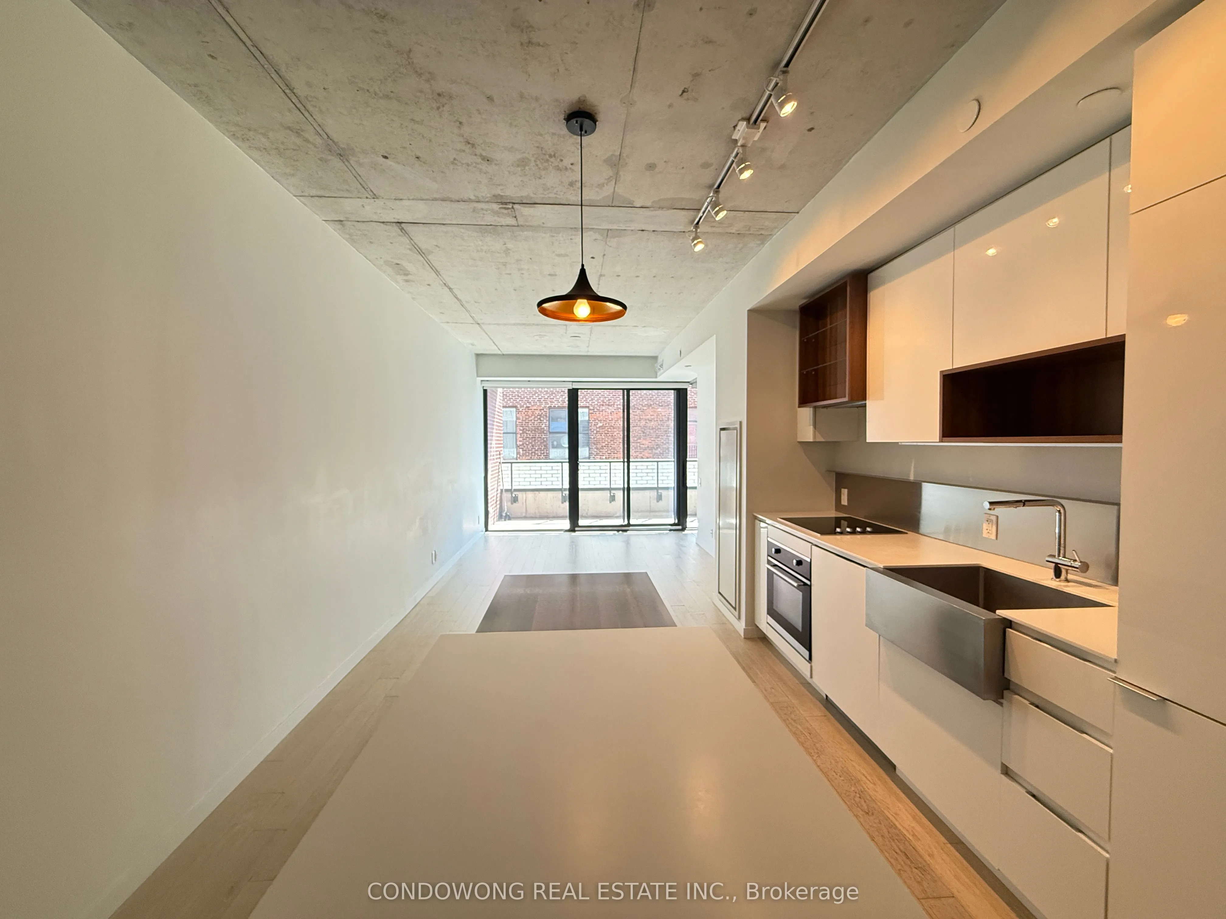 383 Sorauren Avenue, #503