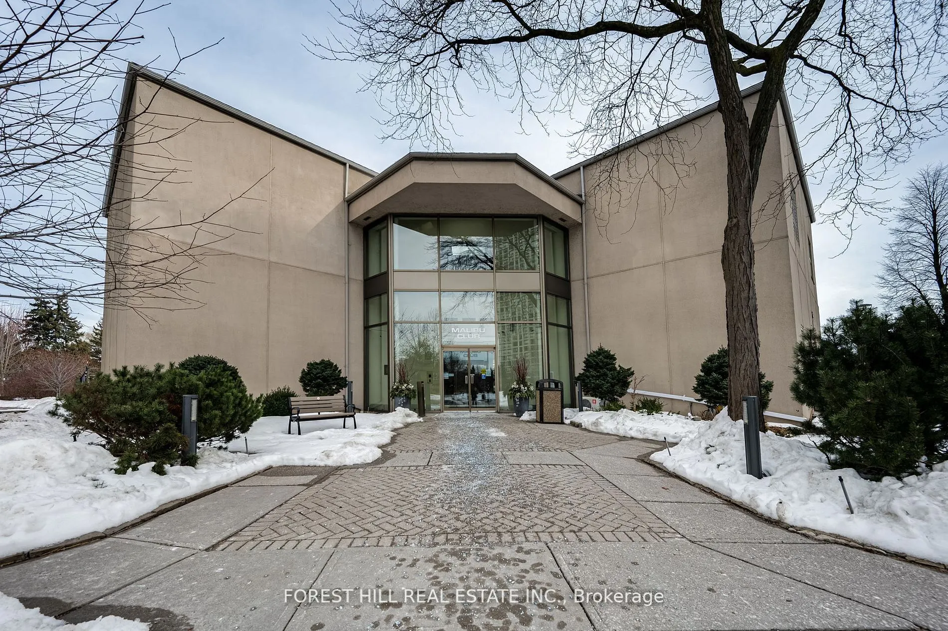 2267 Lakeshore Boulevard W #707