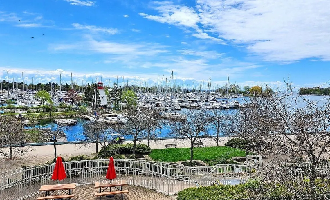 2267 Lakeshore Boulevard W #707