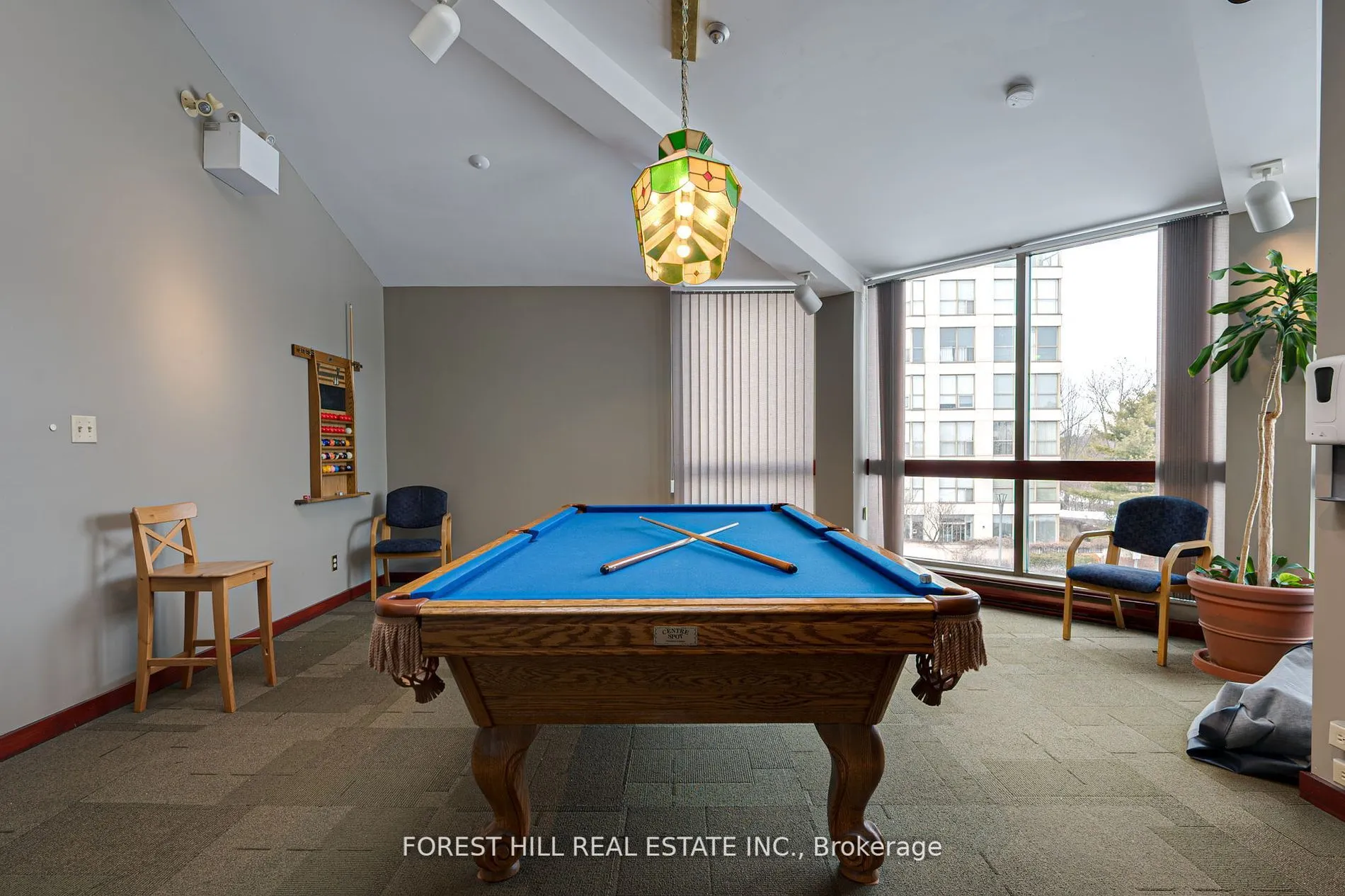 2267 Lakeshore Boulevard W #707