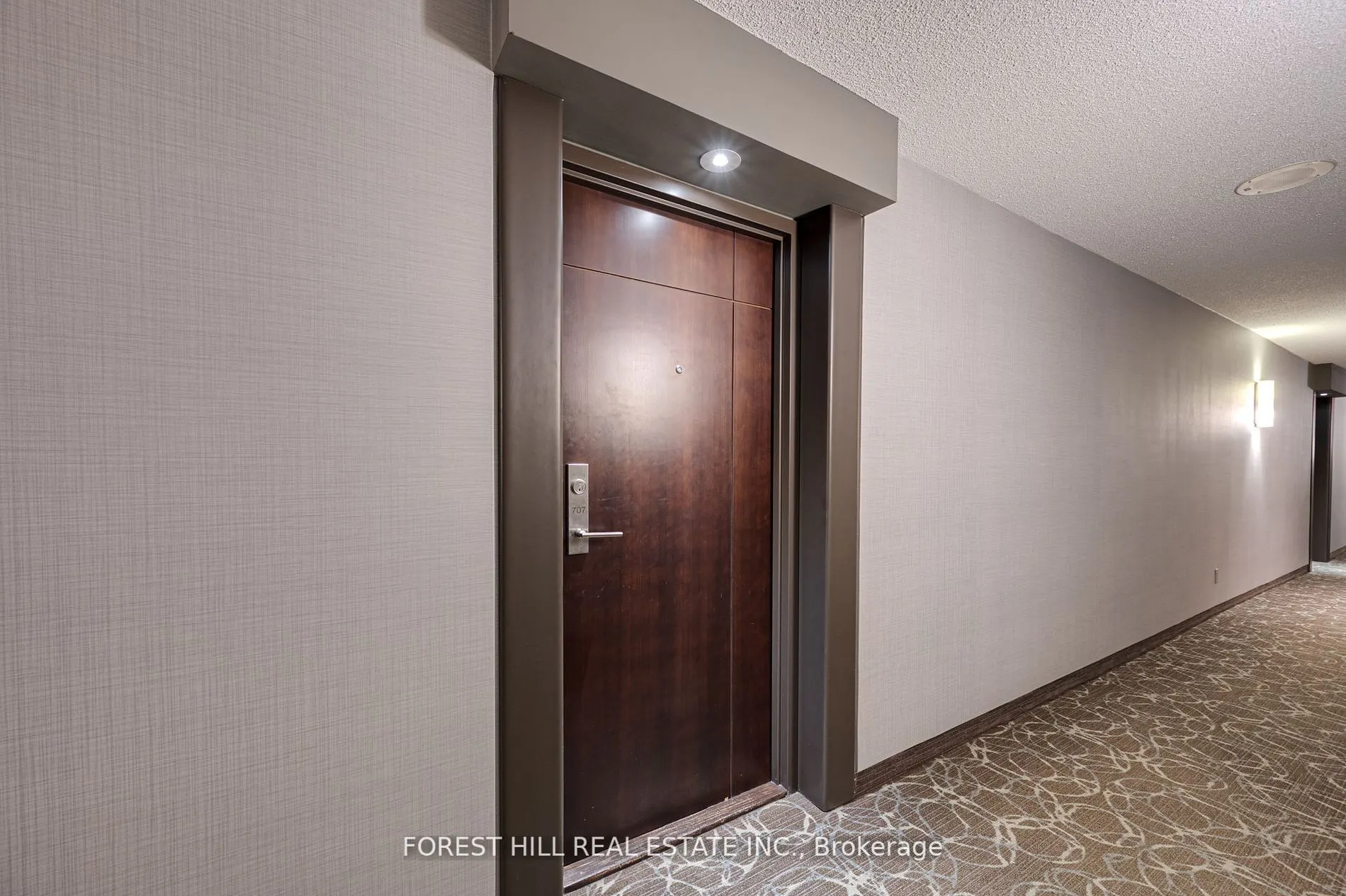 2267 Lakeshore Boulevard W #707