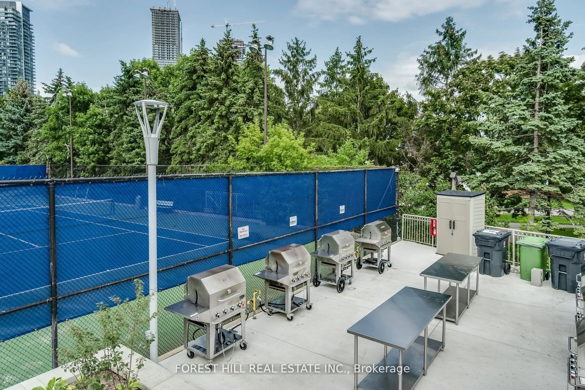 2267 Lakeshore Boulevard W #707
