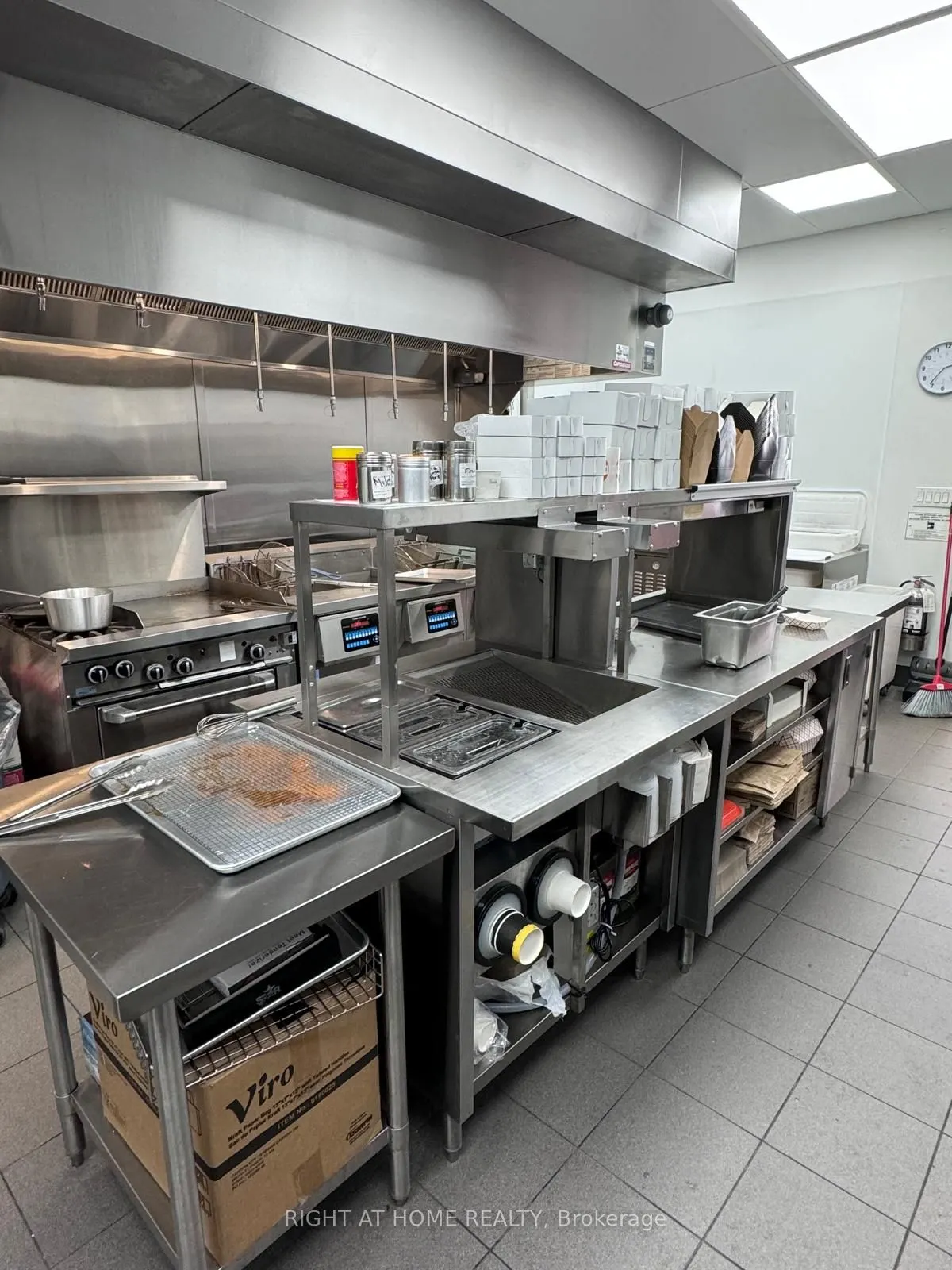 2013 Lawrence Avenue W, #A2