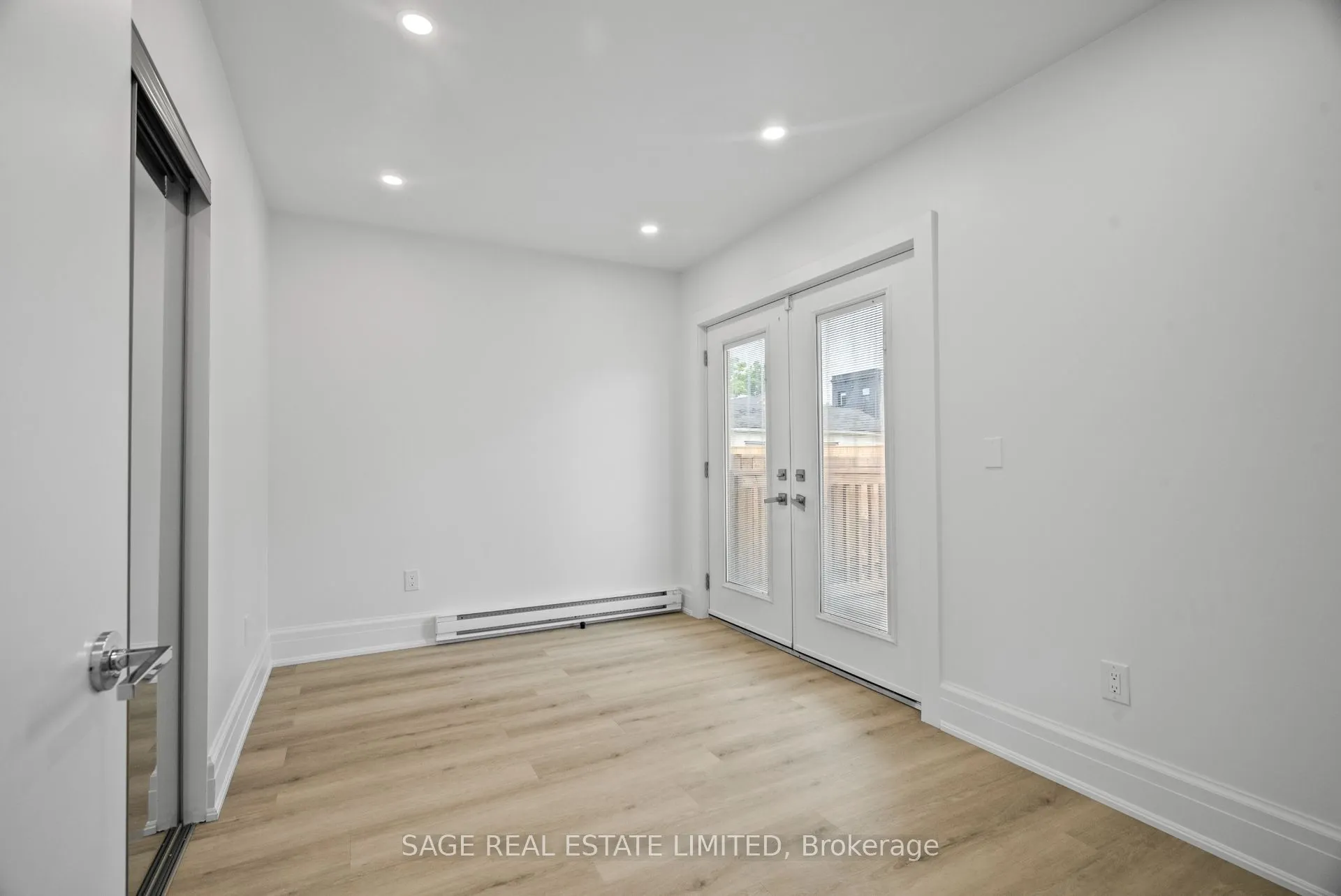 25 Chamberlain Avenue