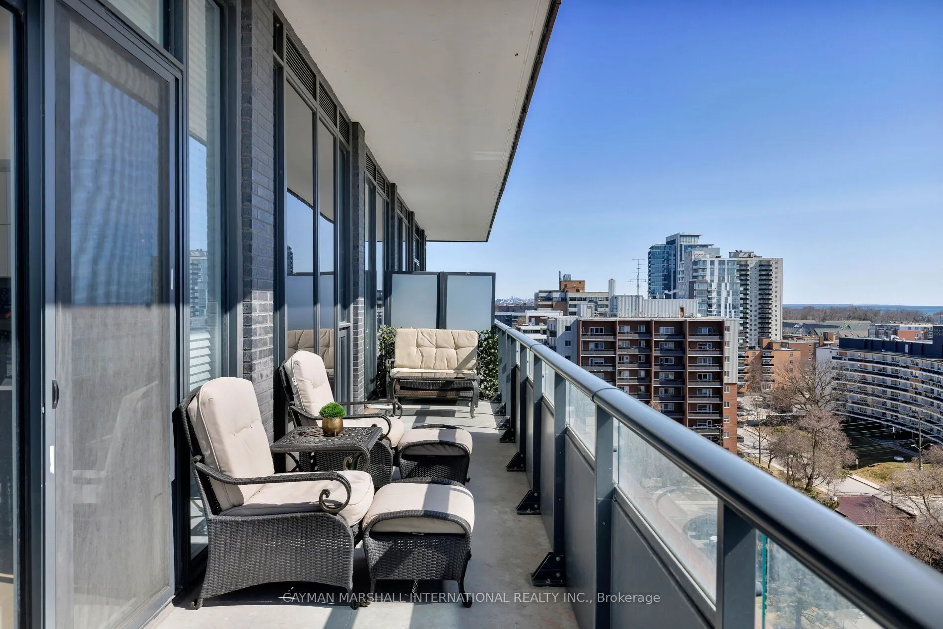 21 Park Street E #1103