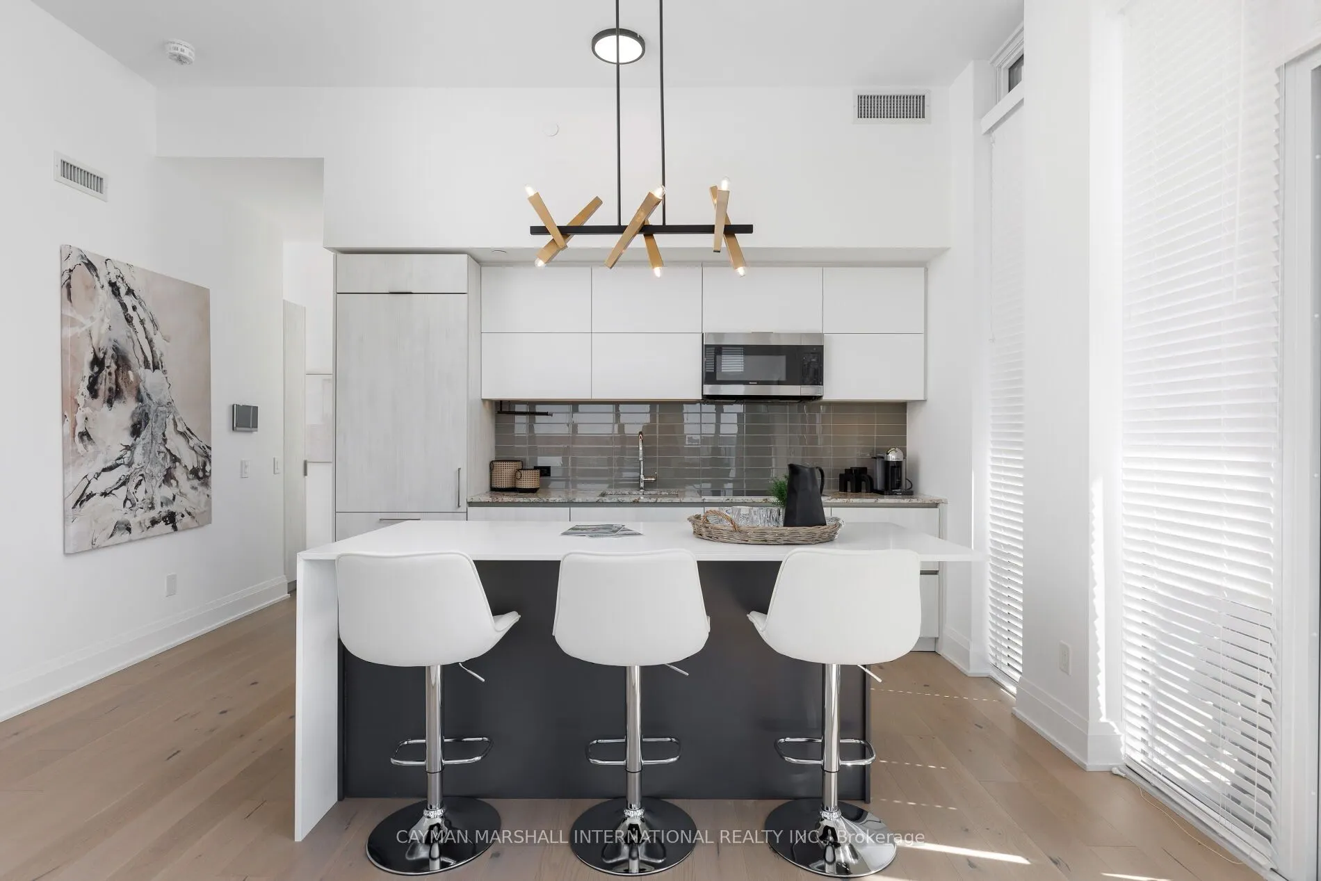 21 Park Street E #1103
