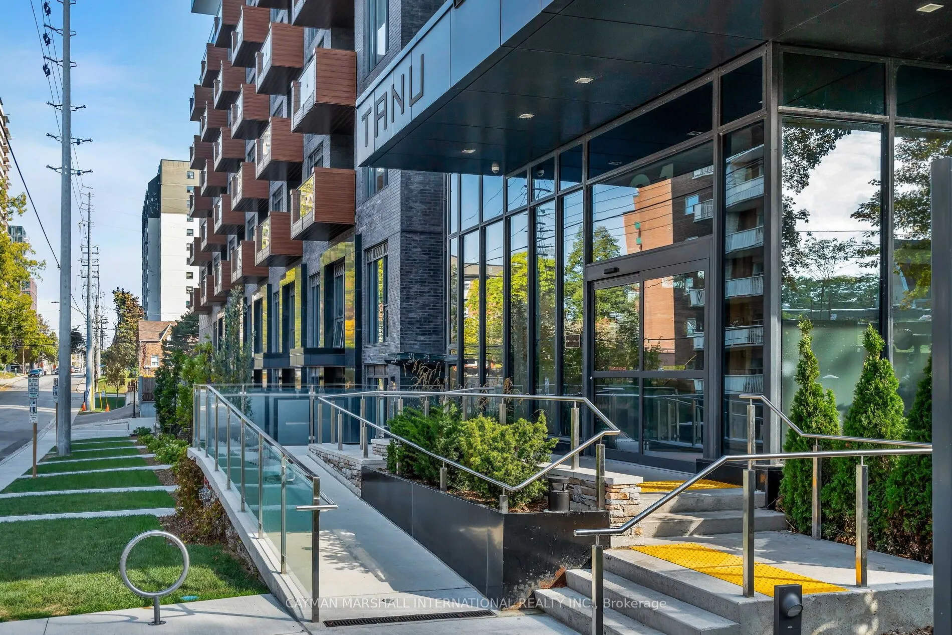 21 Park Street E #1103