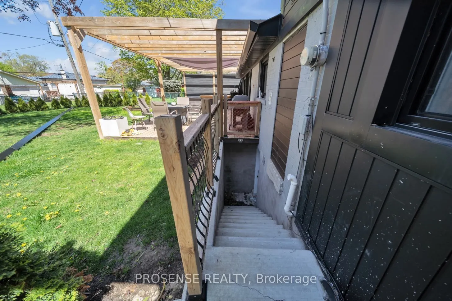 8 Vanderbrent Crescent
