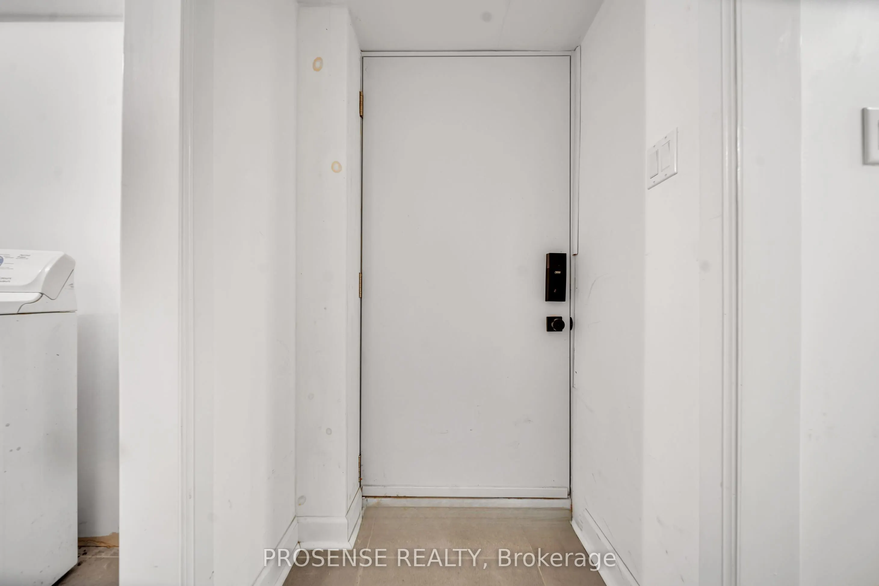 8 Vanderbrent Crescent