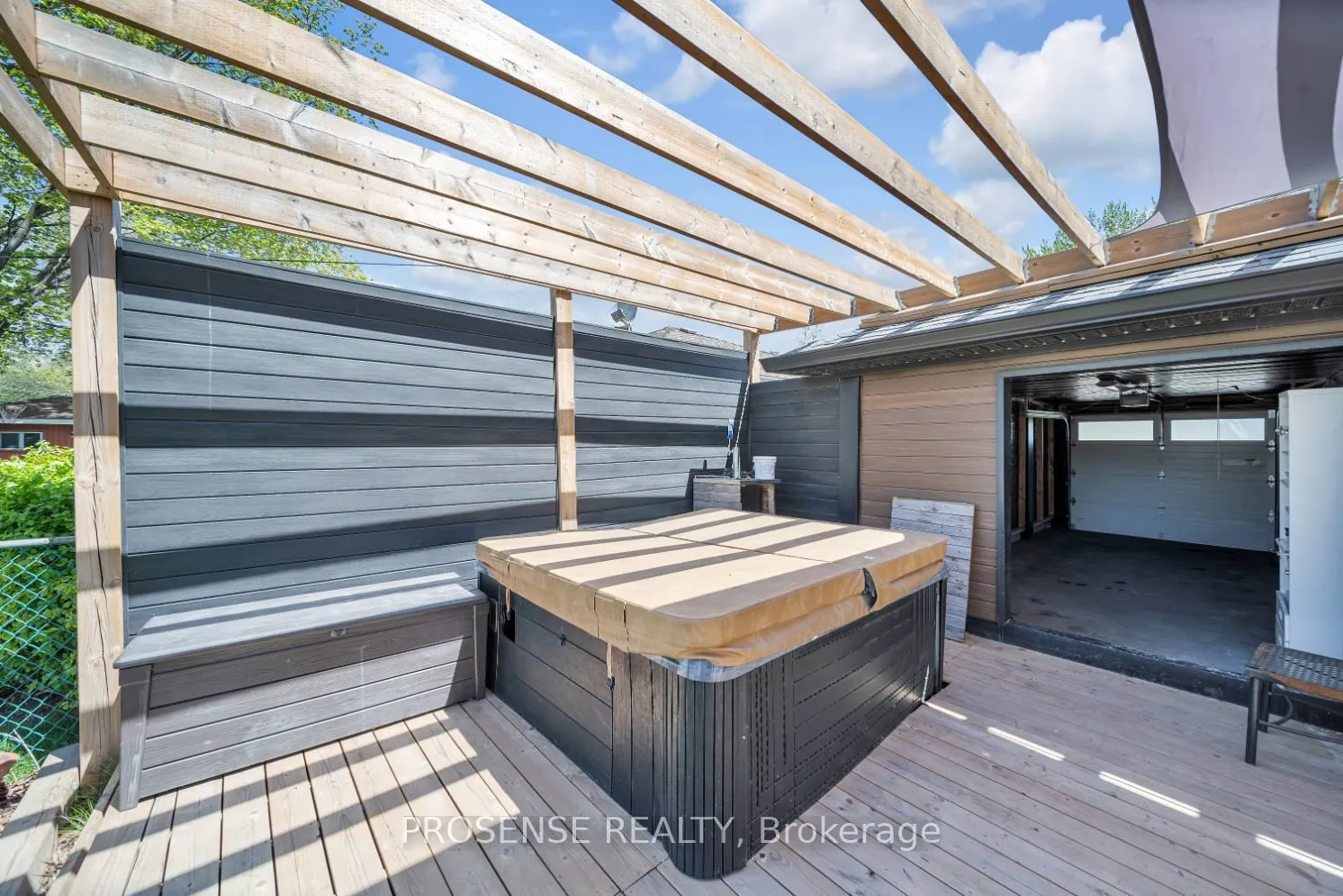 8 Vanderbrent Crescent