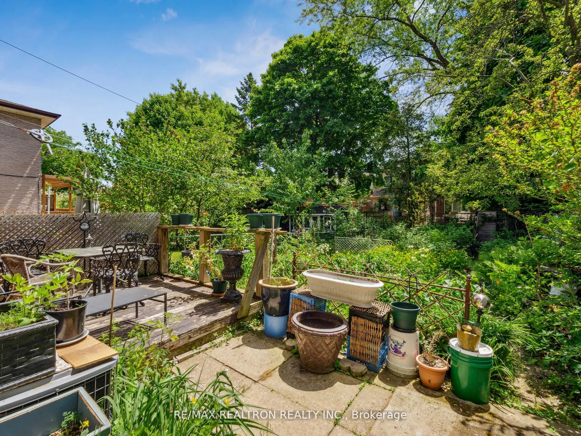 61A Woodbury Road