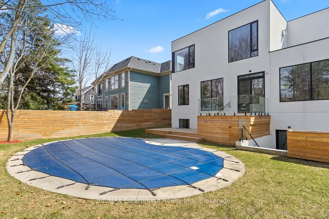 1405 ACTON Crescent