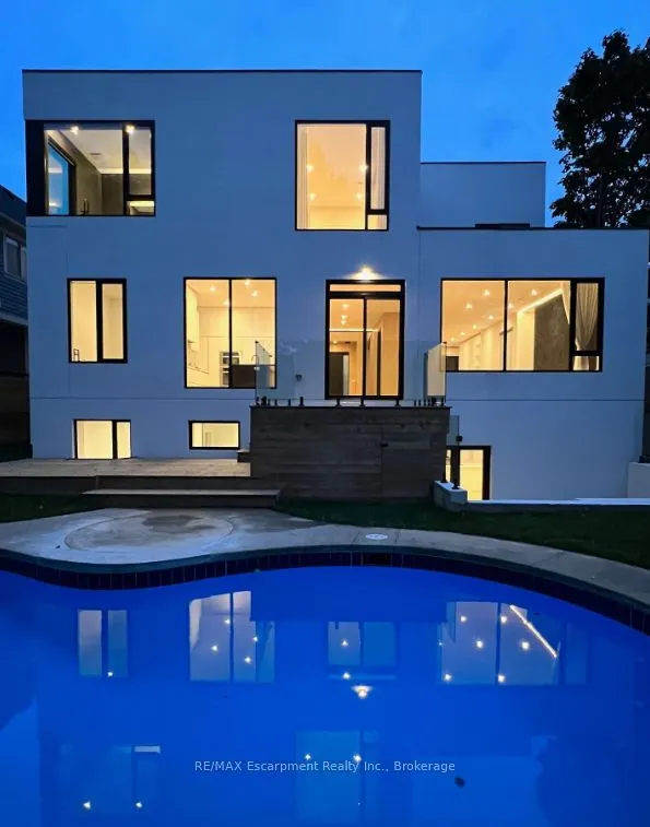 1405 ACTON Crescent
