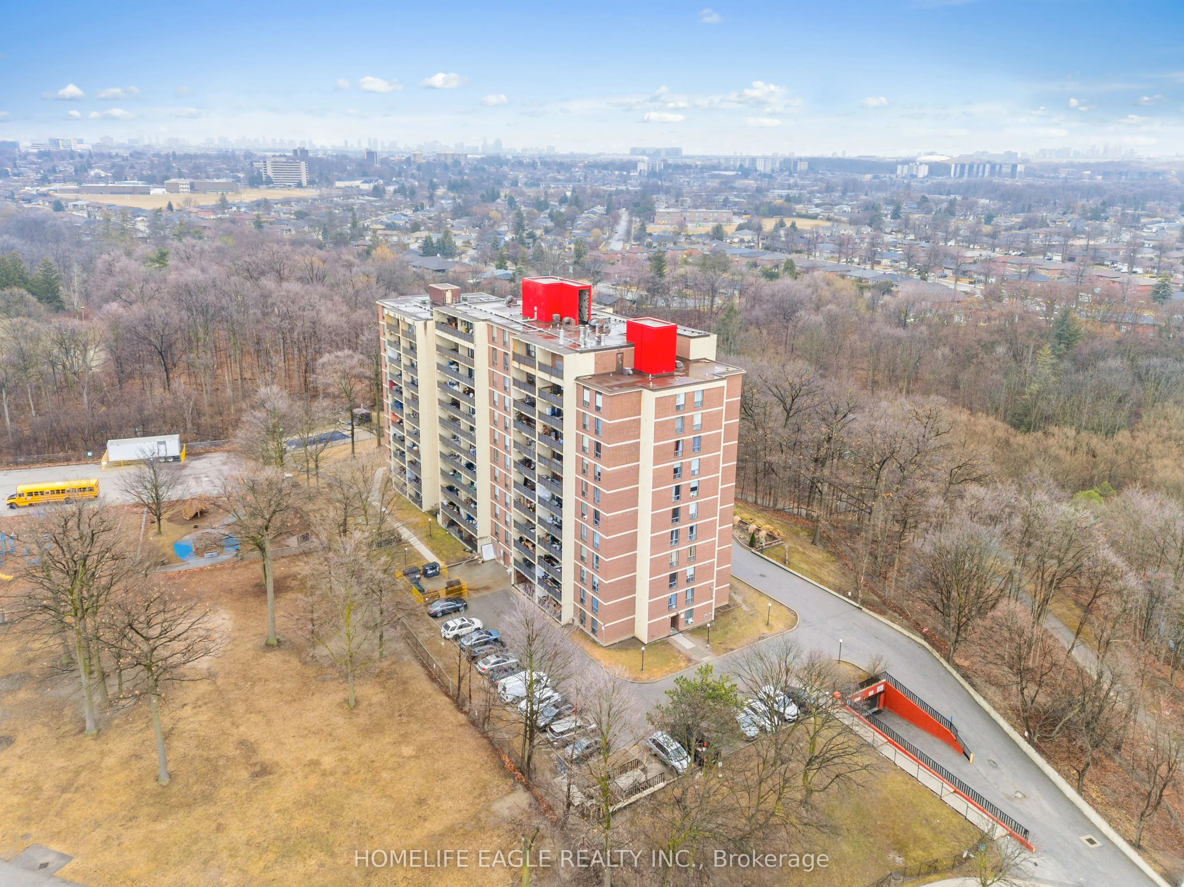 15 London Green Court, #206