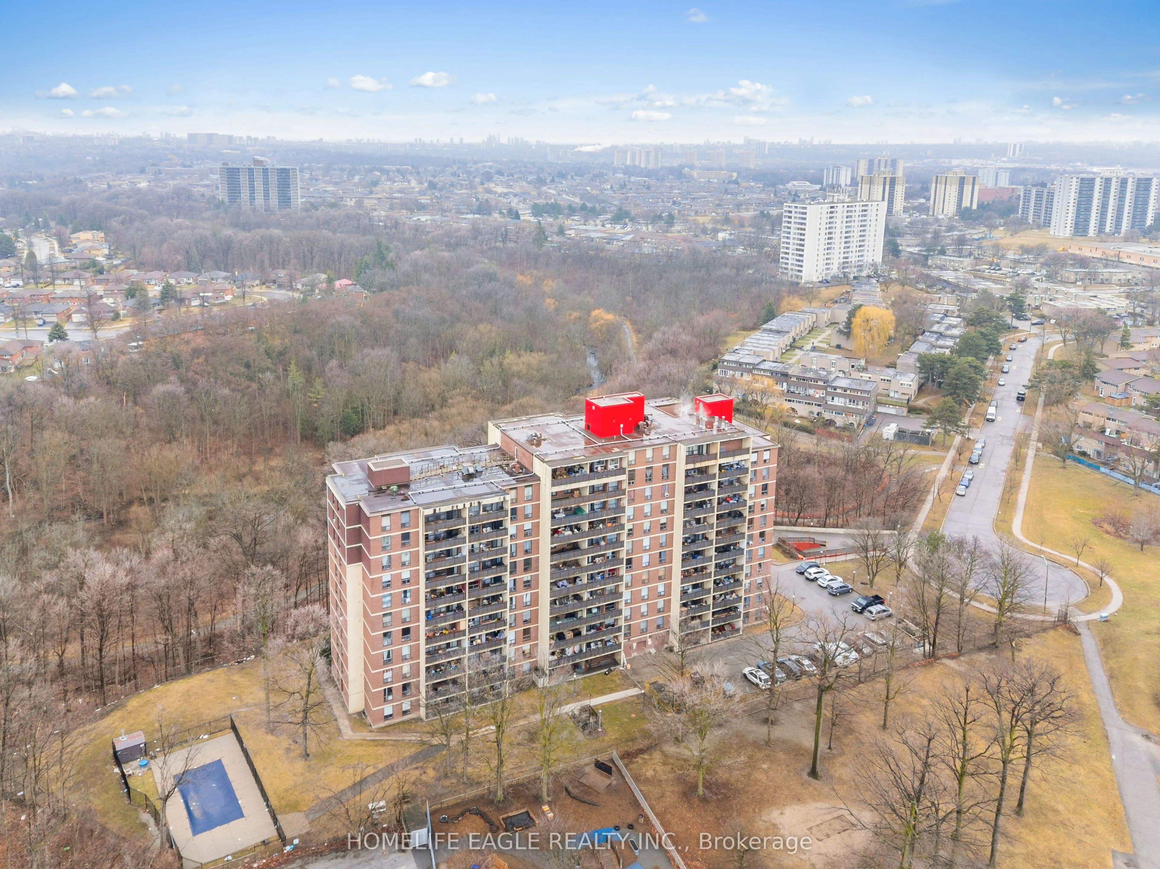 15 London Green Court, #206