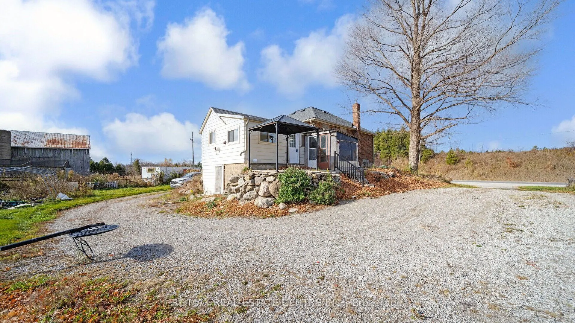 11648 Highway 7