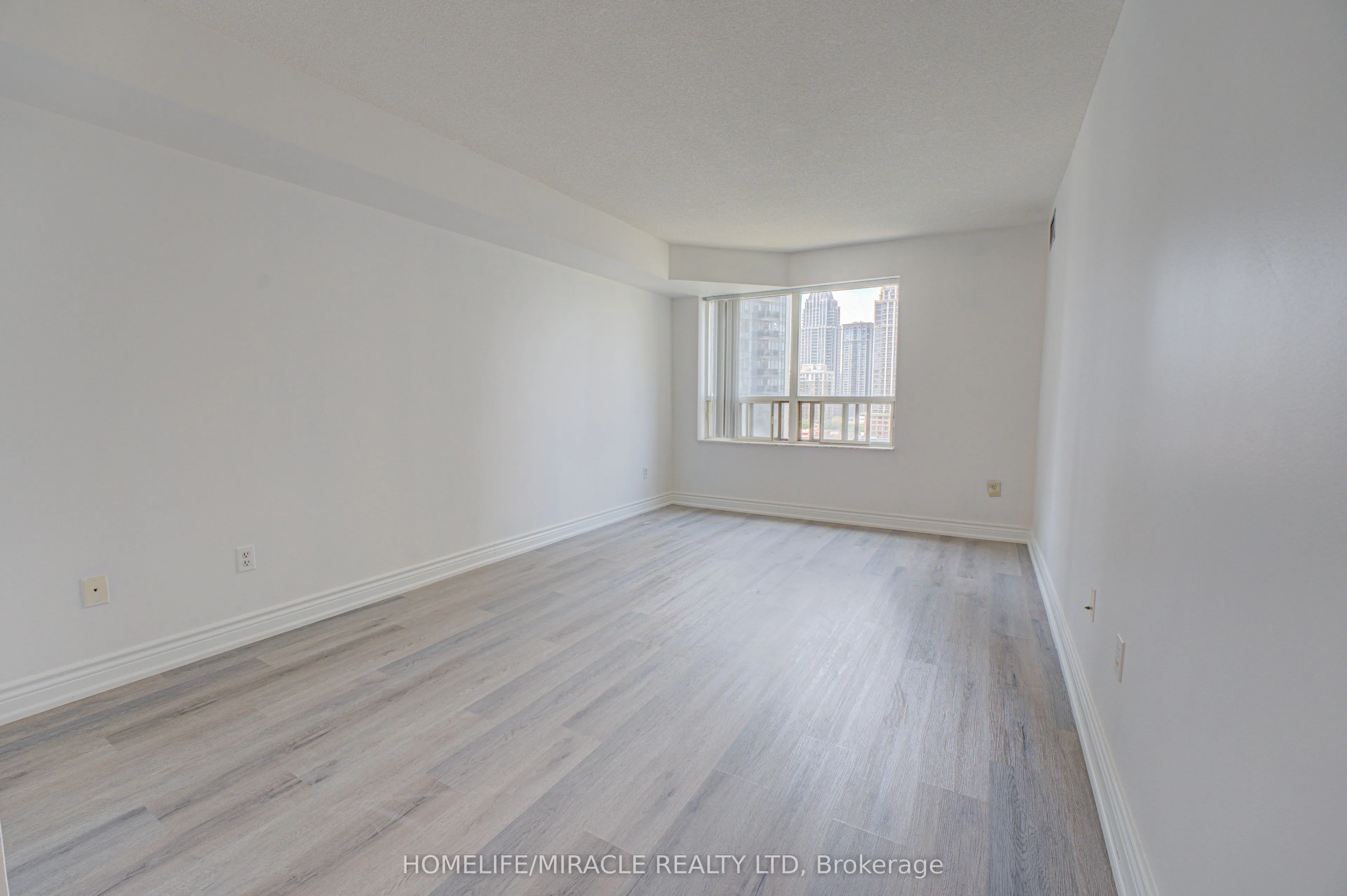 325 Webb Drive, #1405