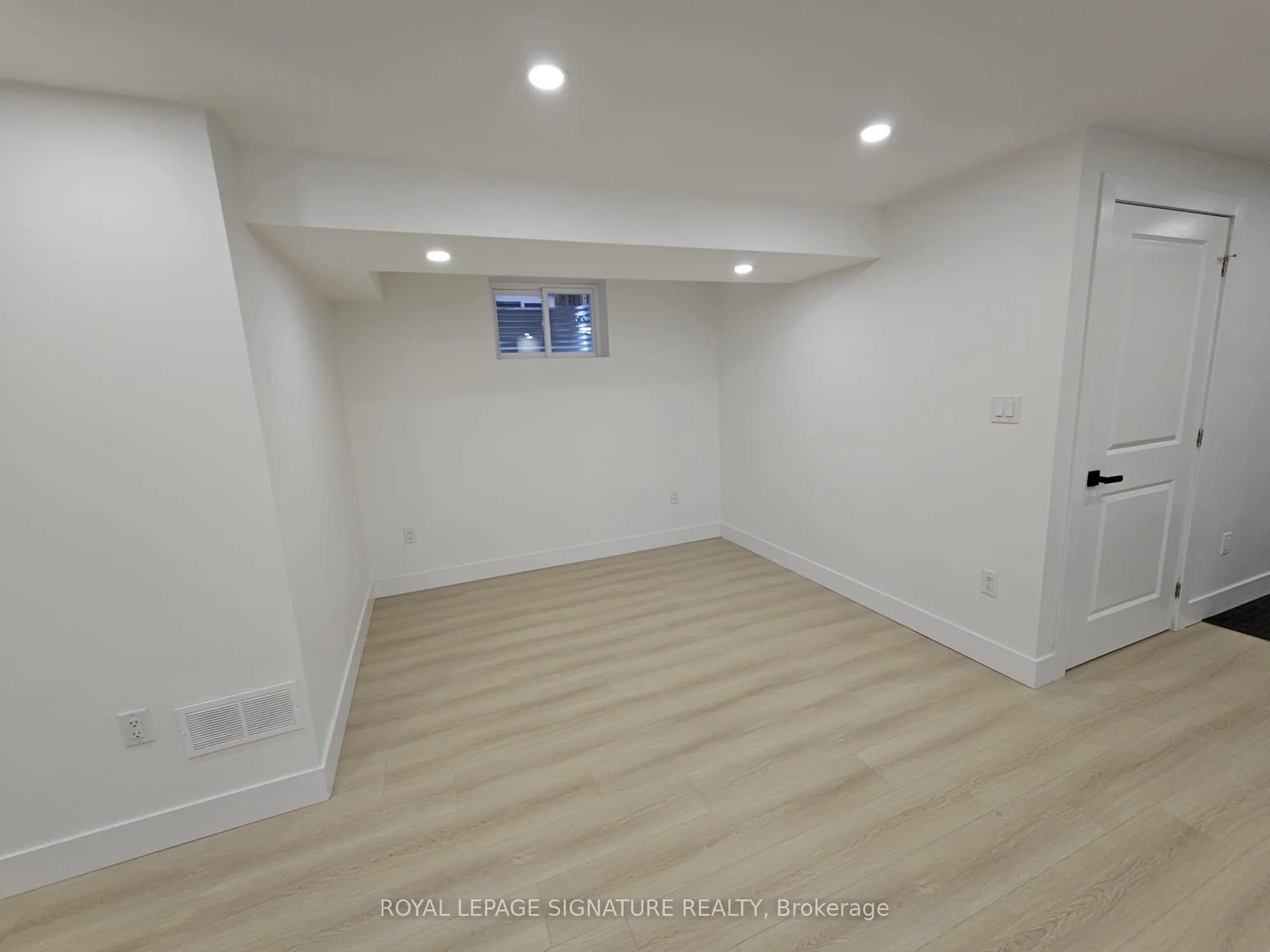 4411 Centertown Way
