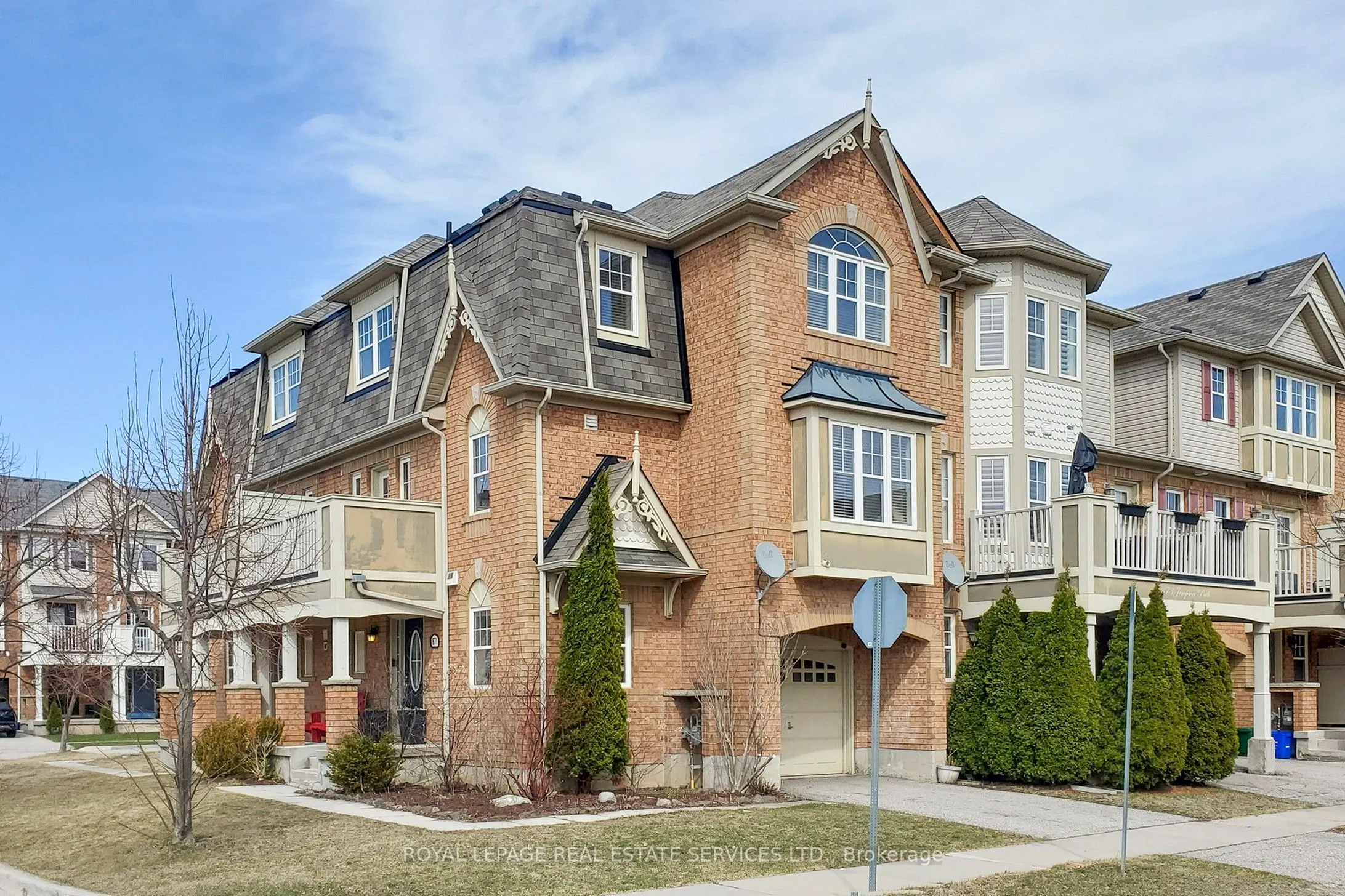 871 Jempson Path