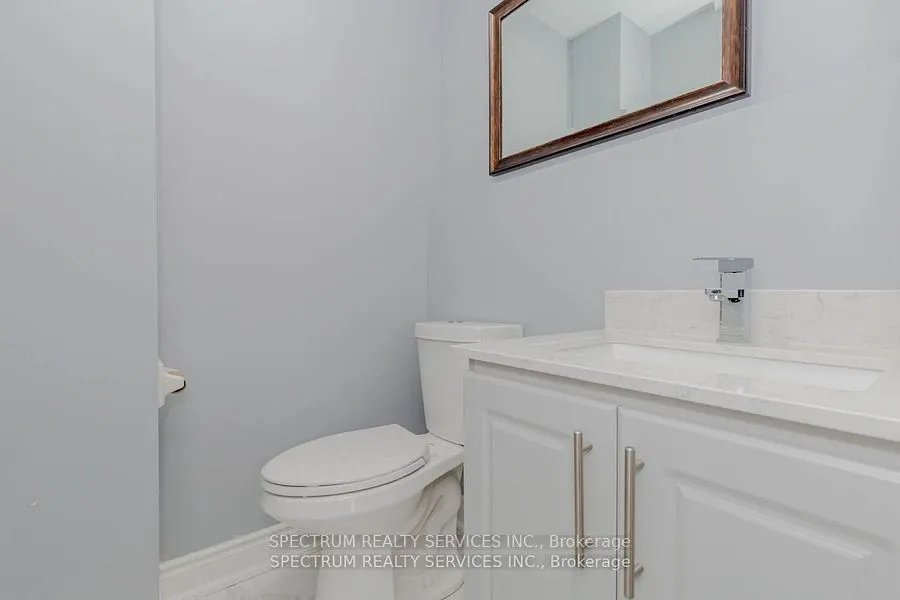 8 Norbrook Crescent