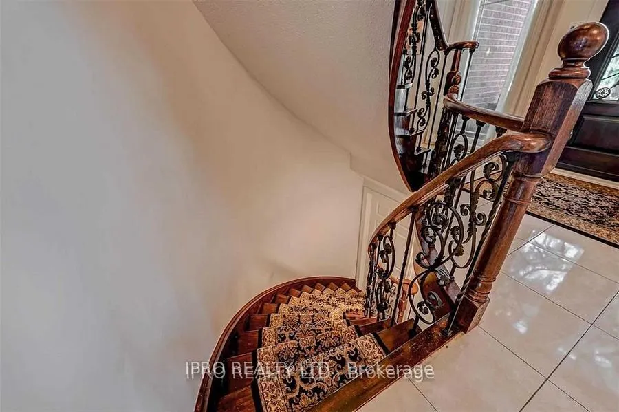 4326 Bridlepath Trail