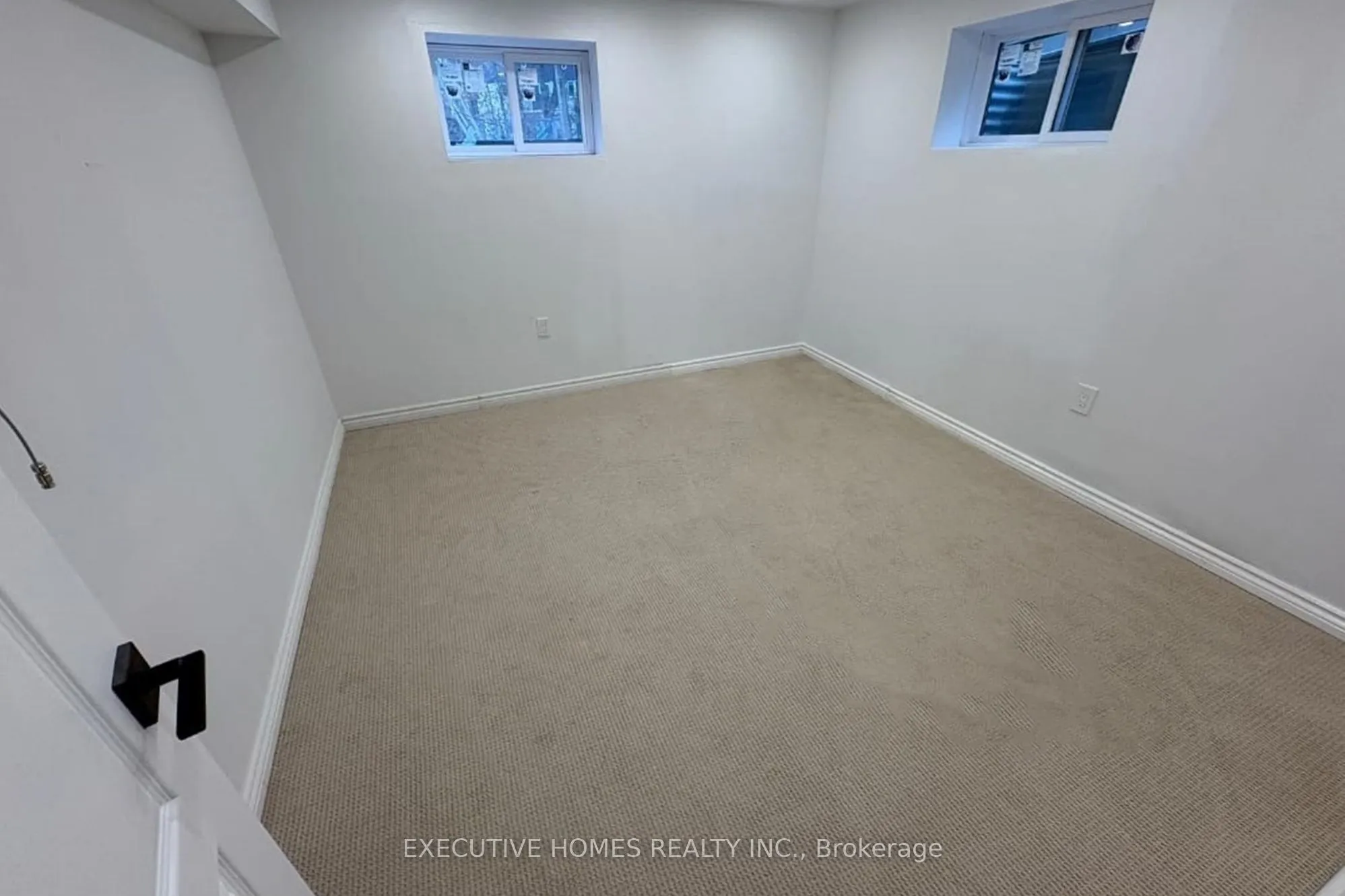 208 Glen Oak Drive