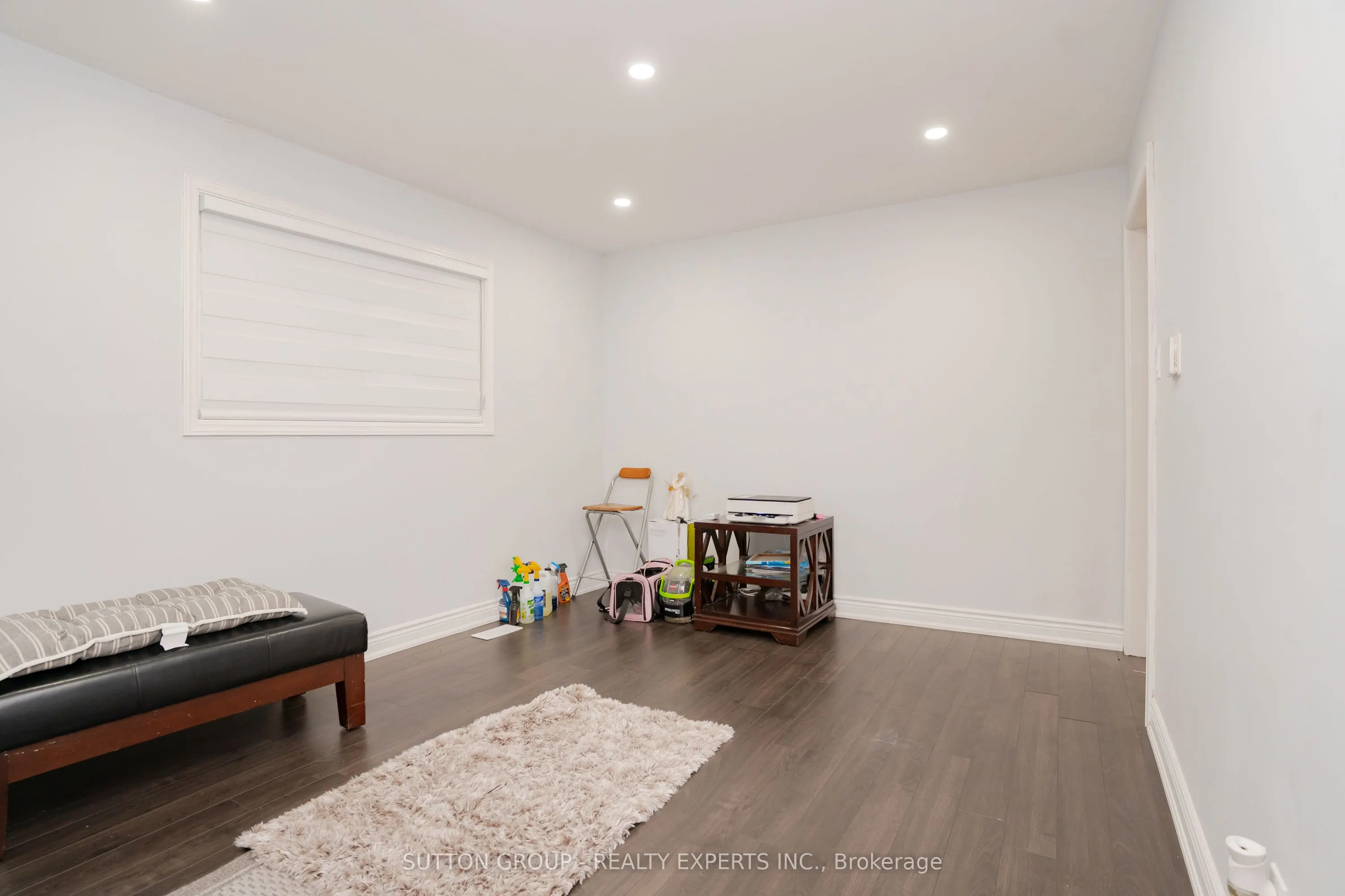 463 Rutherford Road N