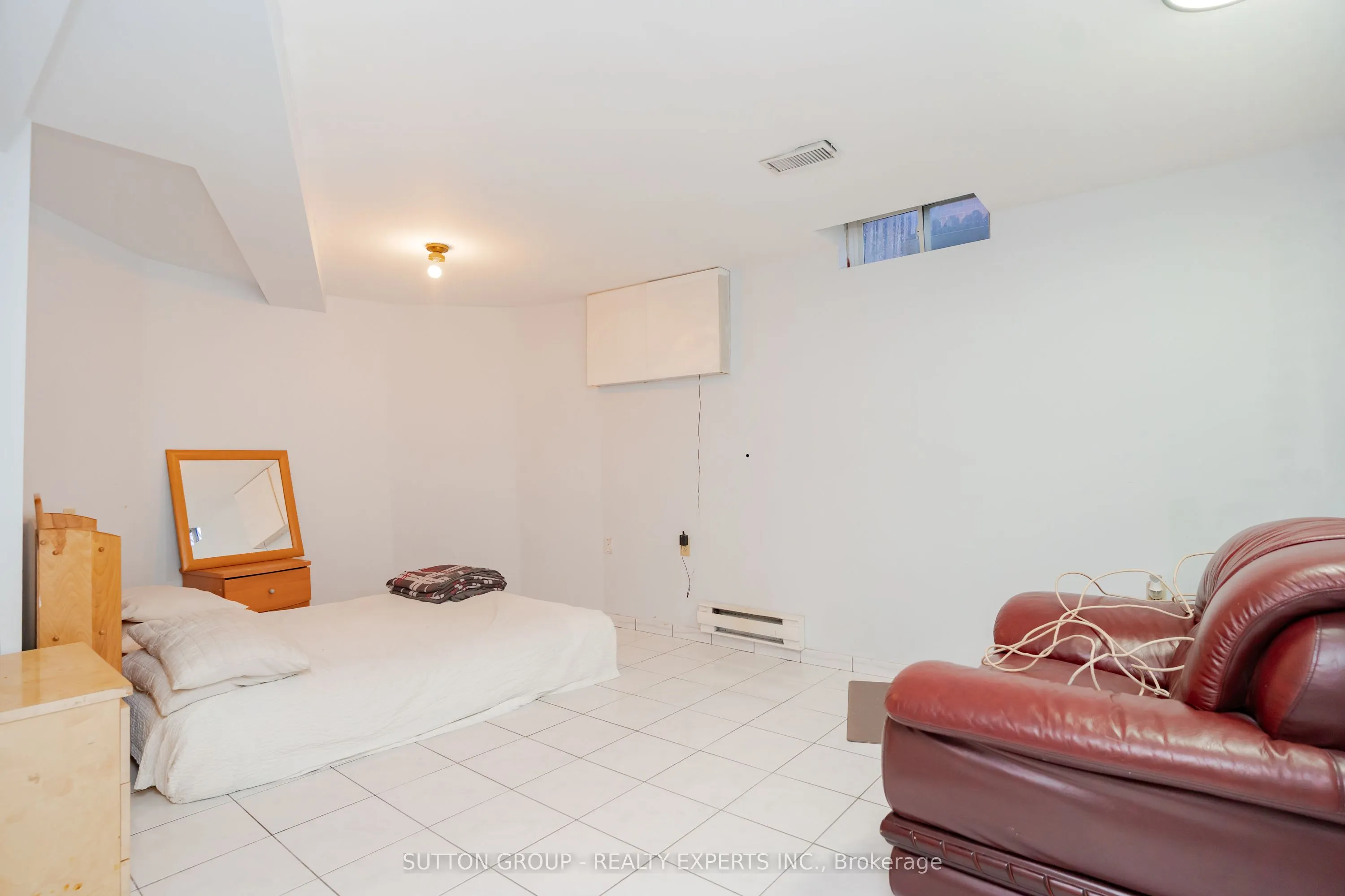 463 Rutherford Road N